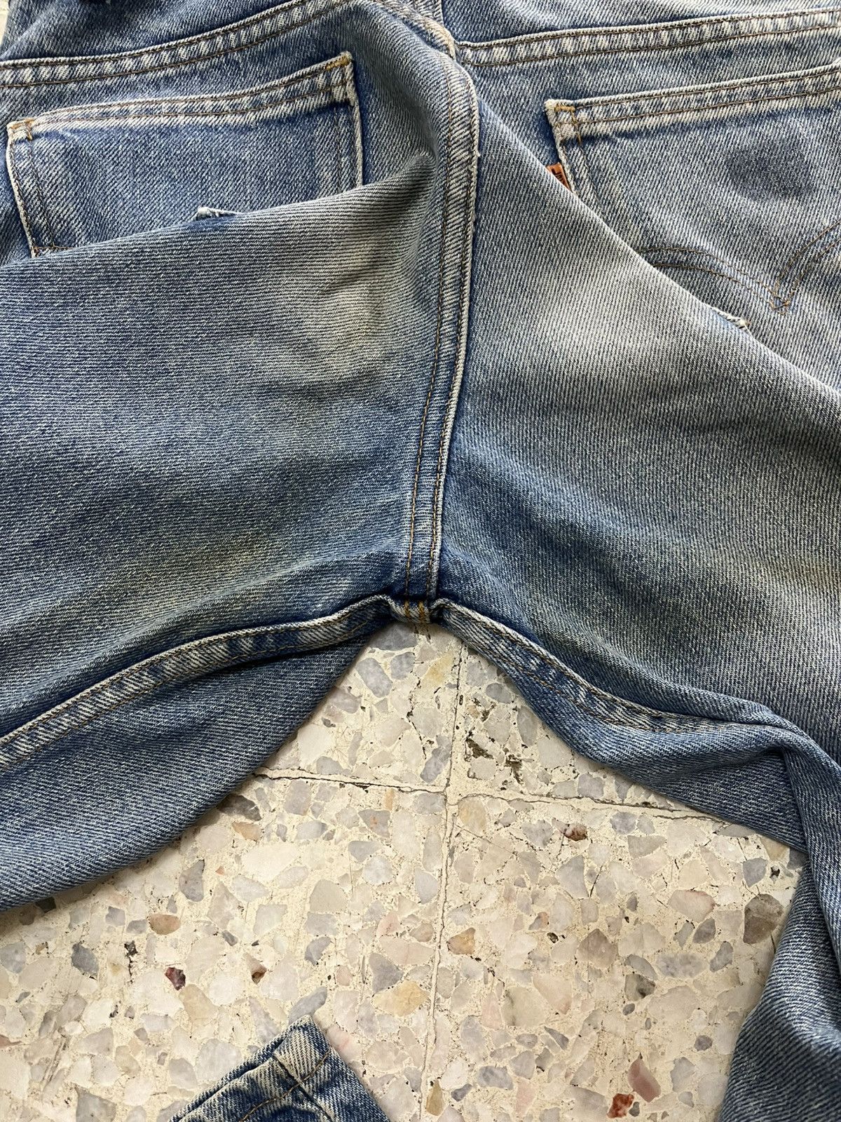Levi's Vintage 90s Levi’s 517 distressed denim bootcut Size US 28 / EU 44 - 15 Thumbnail
