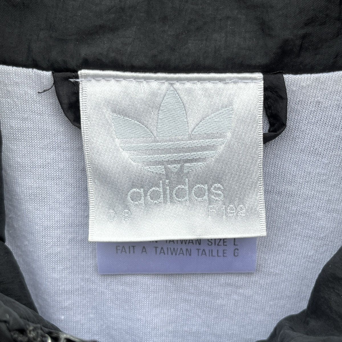 Adidas × Vintage Vintage Adidas Windbreaker Size US L / EU 52-54 / 3 - 6 Thumbnail
