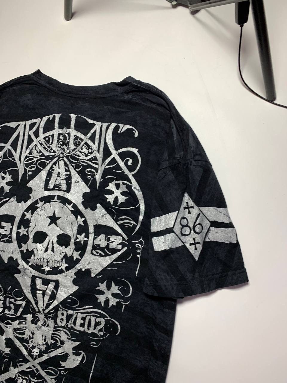 Affliction × Ed Hardy × Tapout Y2K Archaic by Affliction Graphic Rare T-shirt size xl Size US XL / EU 56 / 4 - 5 Thumbnail