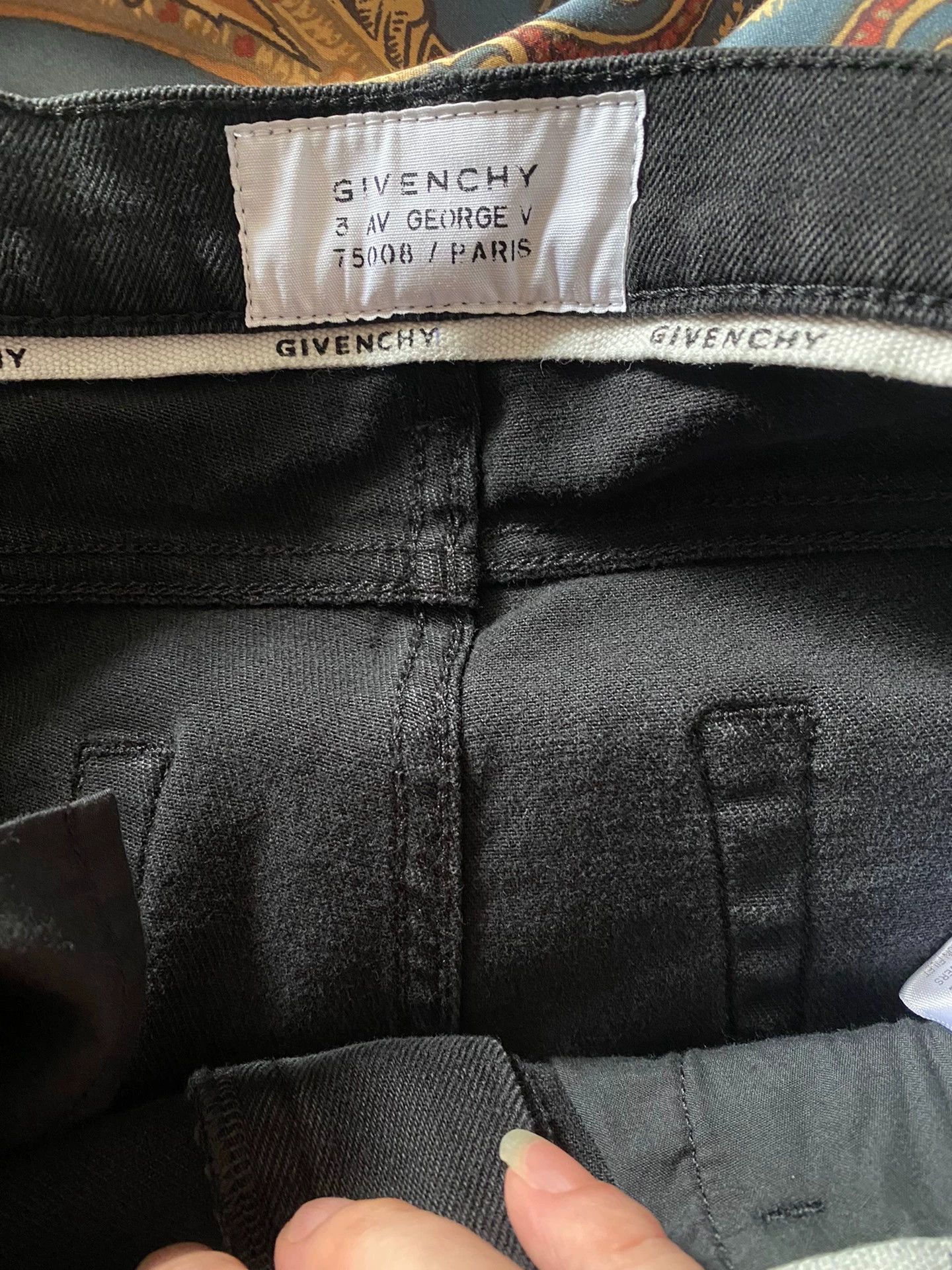 Givenchy Givenchy Black Distressed Cut Jeans 31 Size US 31 - 5 Thumbnail