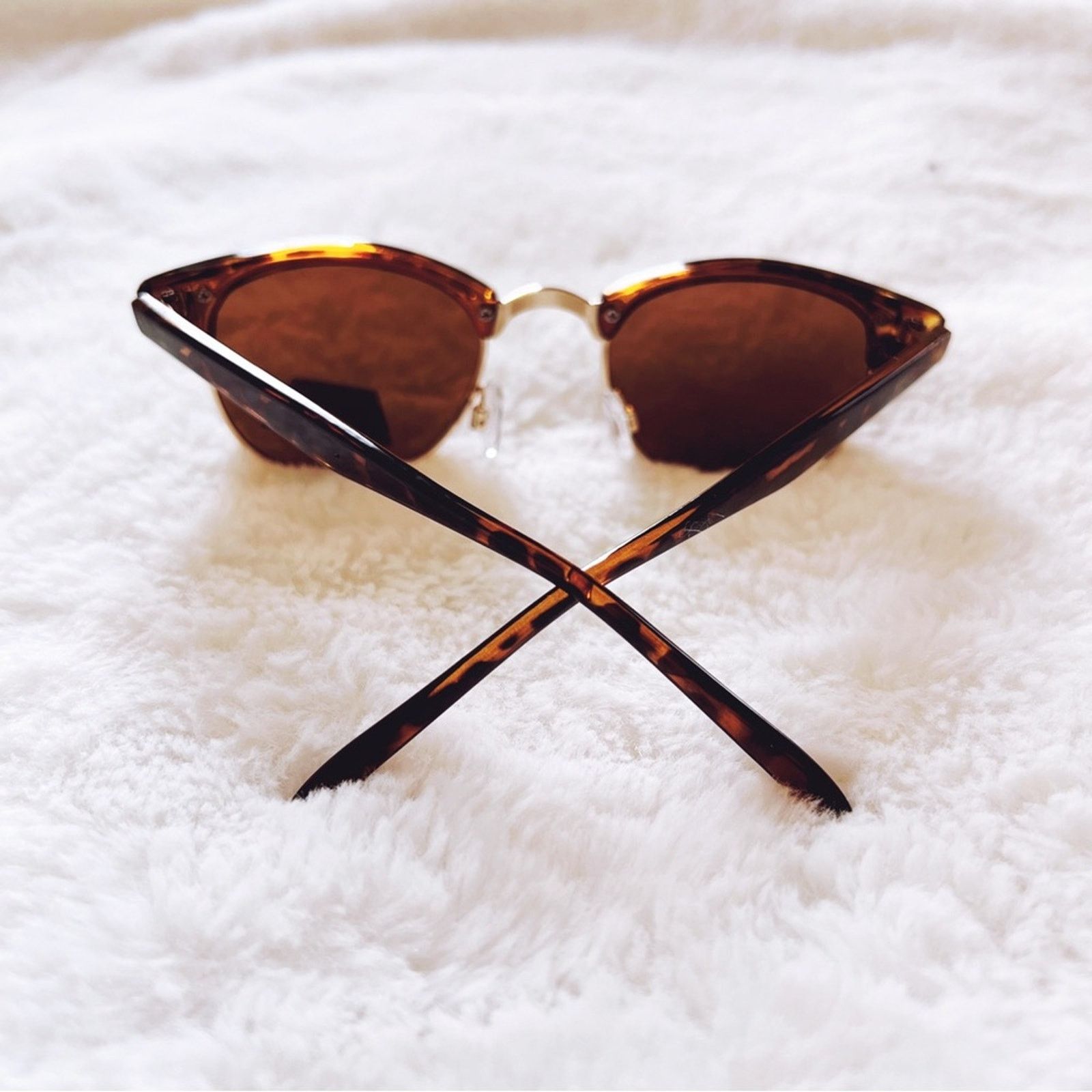 Other Thalia Brown Sleek Modern Sunglasses Size ONE SIZE - 9 Thumbnail