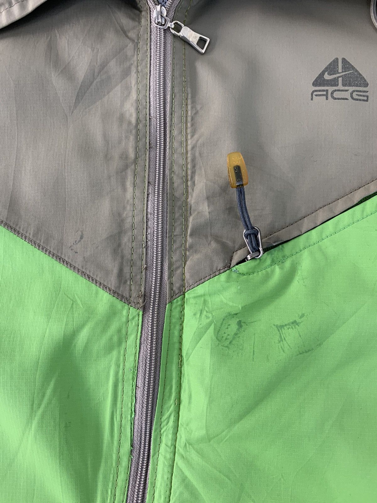 Nike ACG Hype Nike Acg Quilted Hooded Jacket Full Zip Design Size US L / EU 52-54 / 3 - 3 Thumbnail