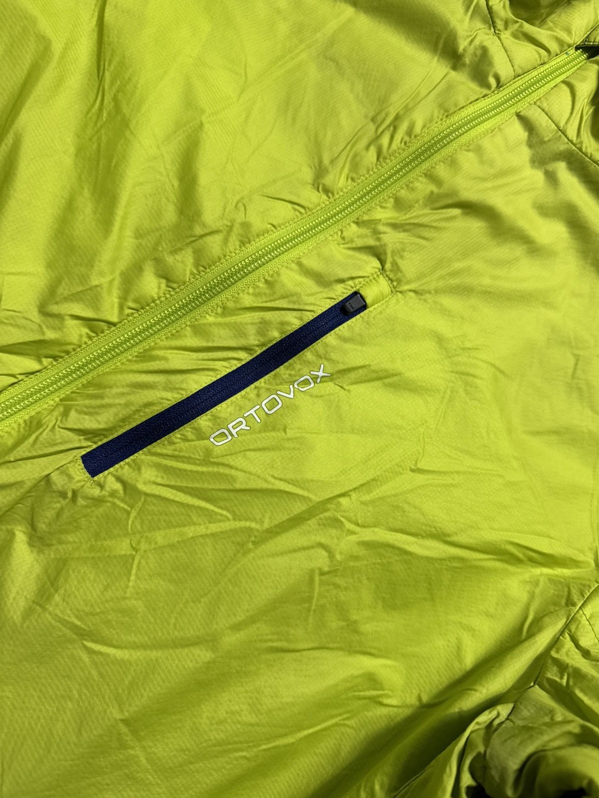 ORTOVOX Ortovox Reversible Down Puffer Jacket Size XL Outdoor Size US XL / EU 56 / 4 - 13 Thumbnail