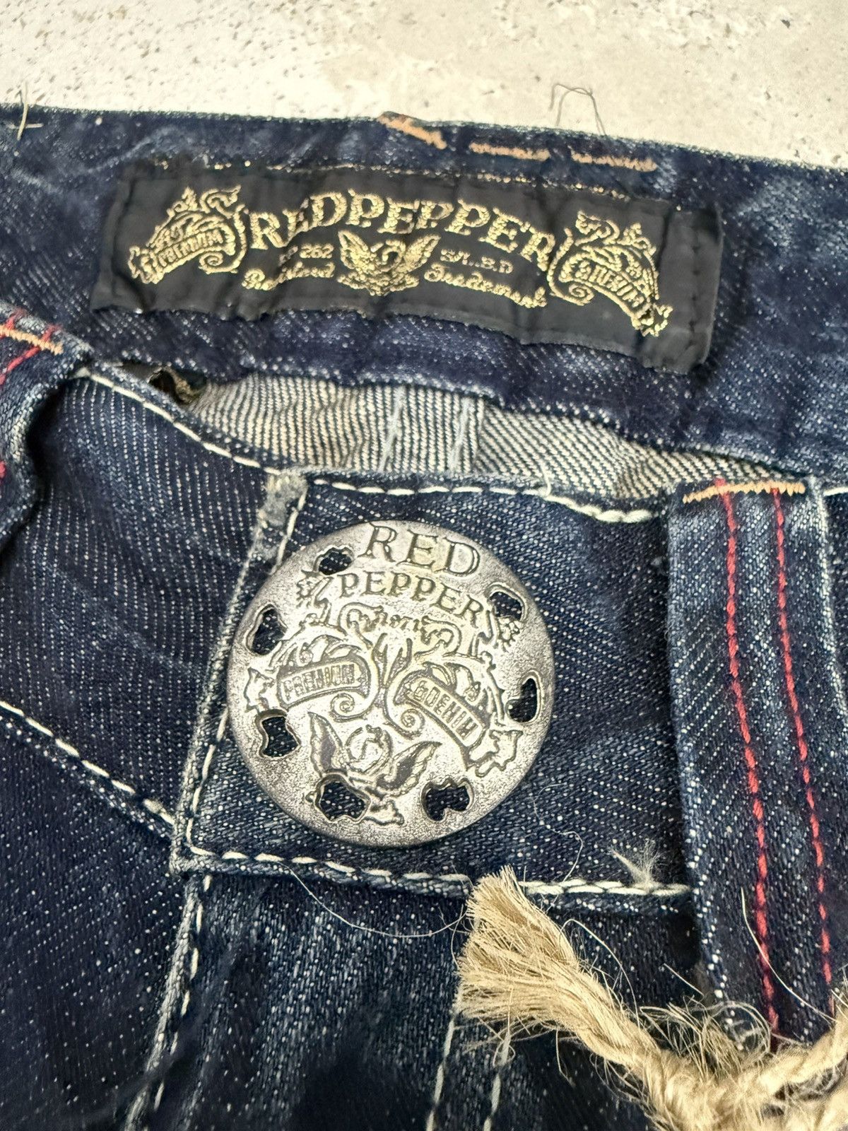 Hysteric Glamour × Japanese Brand Red Pepper Feather Wings Embroidered Lowrise Mud Flare Jeans Size US 27 - 19 Thumbnail