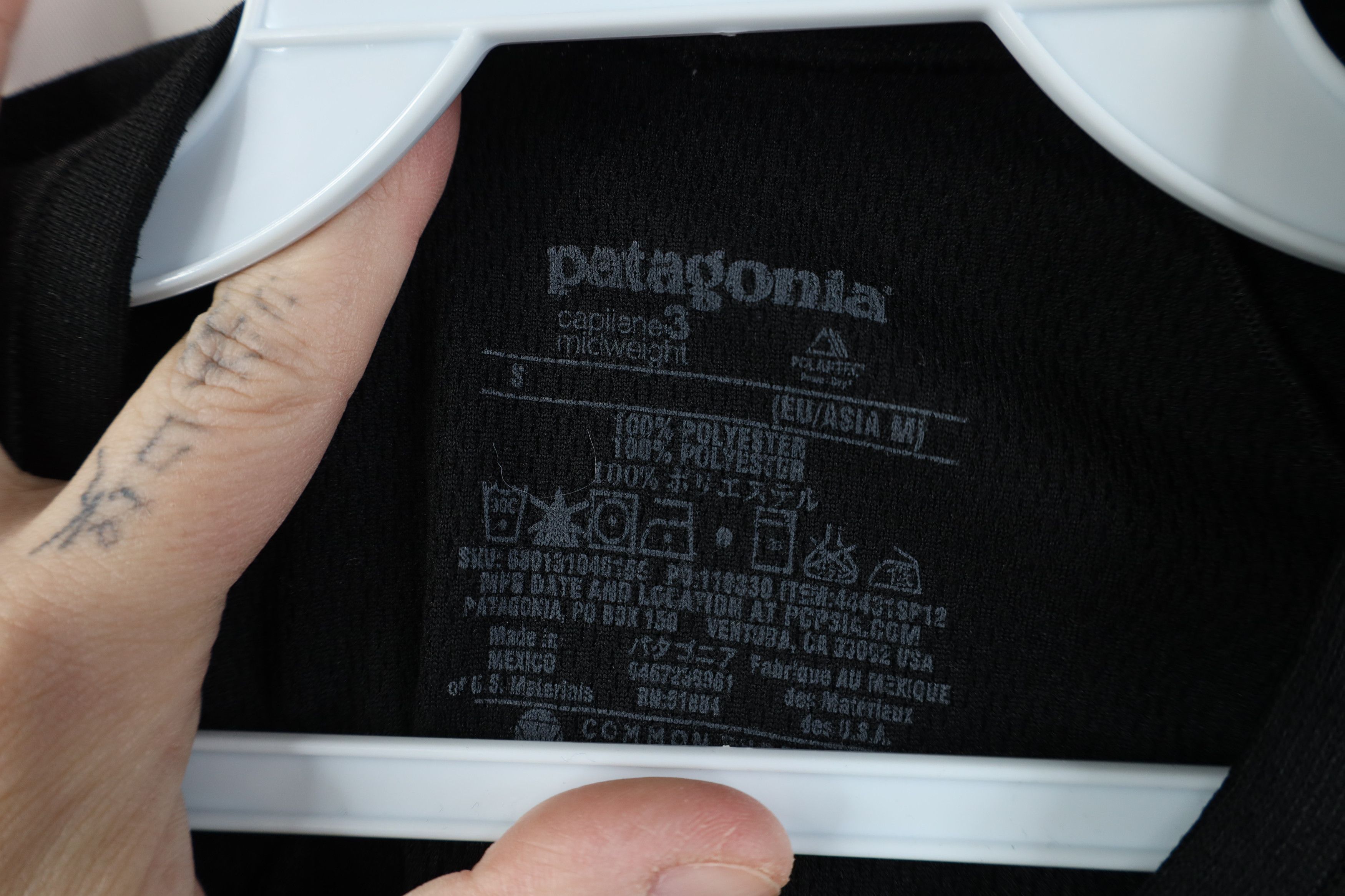 Patagonia Vintage Patagonia Capilene Knit Long Sleeve T-Shirt Black Size S / US 4 / IT 40 - 8 Thumbnail