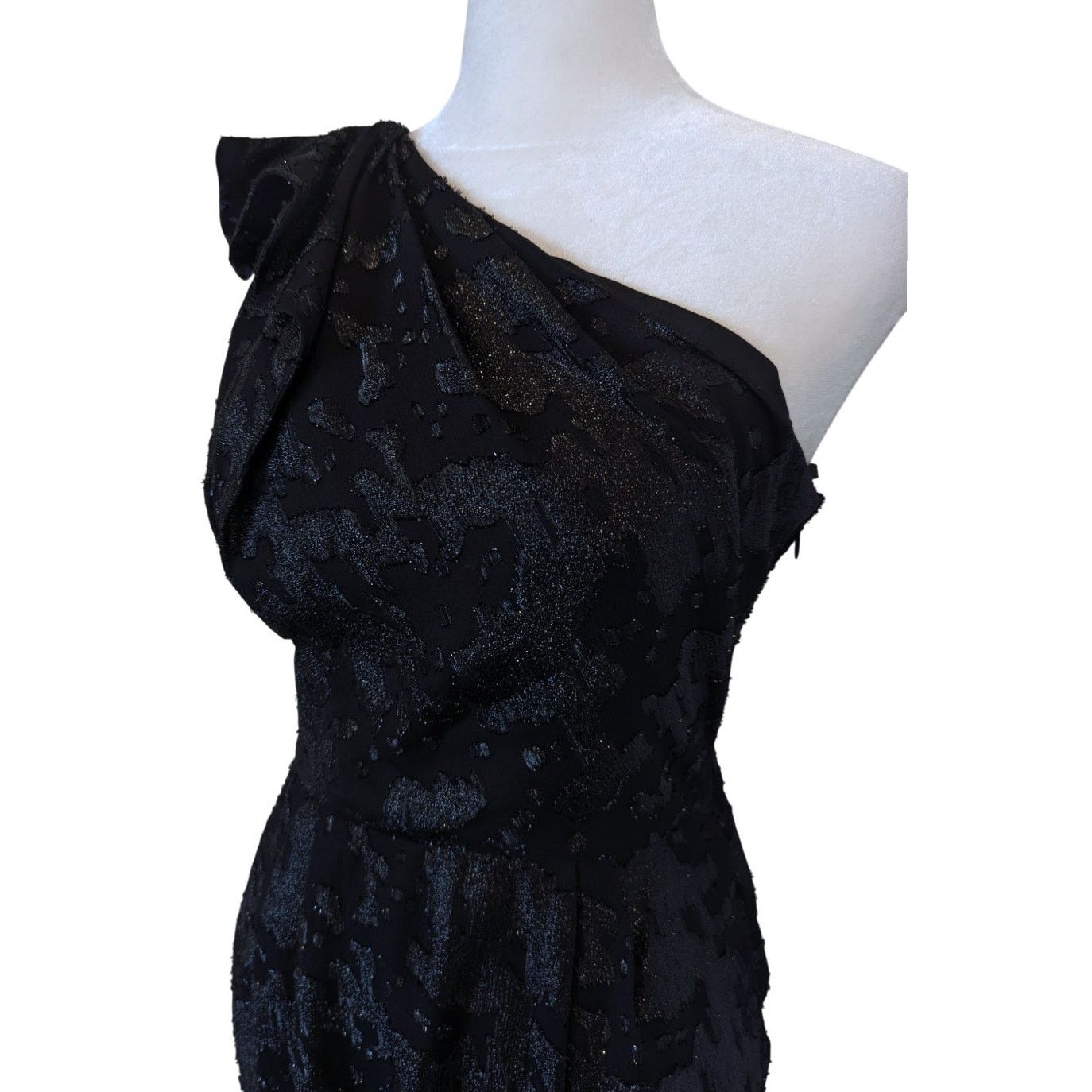 Other BCBGeneration Black Lurex Ruffle One Shoulder Dress Size 2 Size XS / US 0-2 / IT 36-38 - 2 Thumbnail