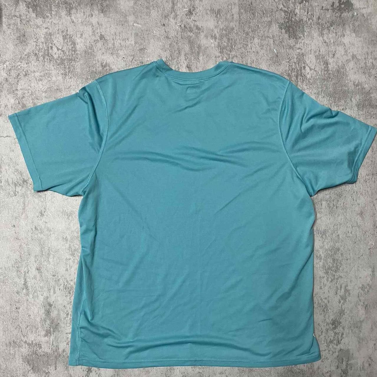 The North Face The North Face blue and white sportswear t-shirt Size US XL / EU 56 / 4 - 5 Thumbnail