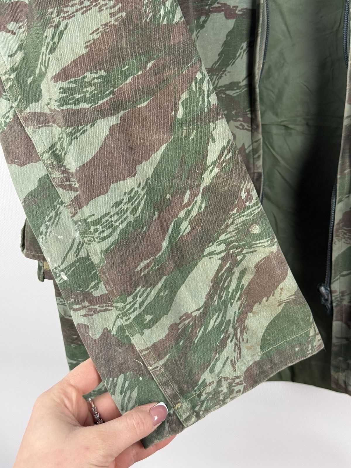 Vintage Vintage Military Hunting French Lizard Camo Full Zip Jacket Size US M / EU 48-50 / 2 - 15 Thumbnail