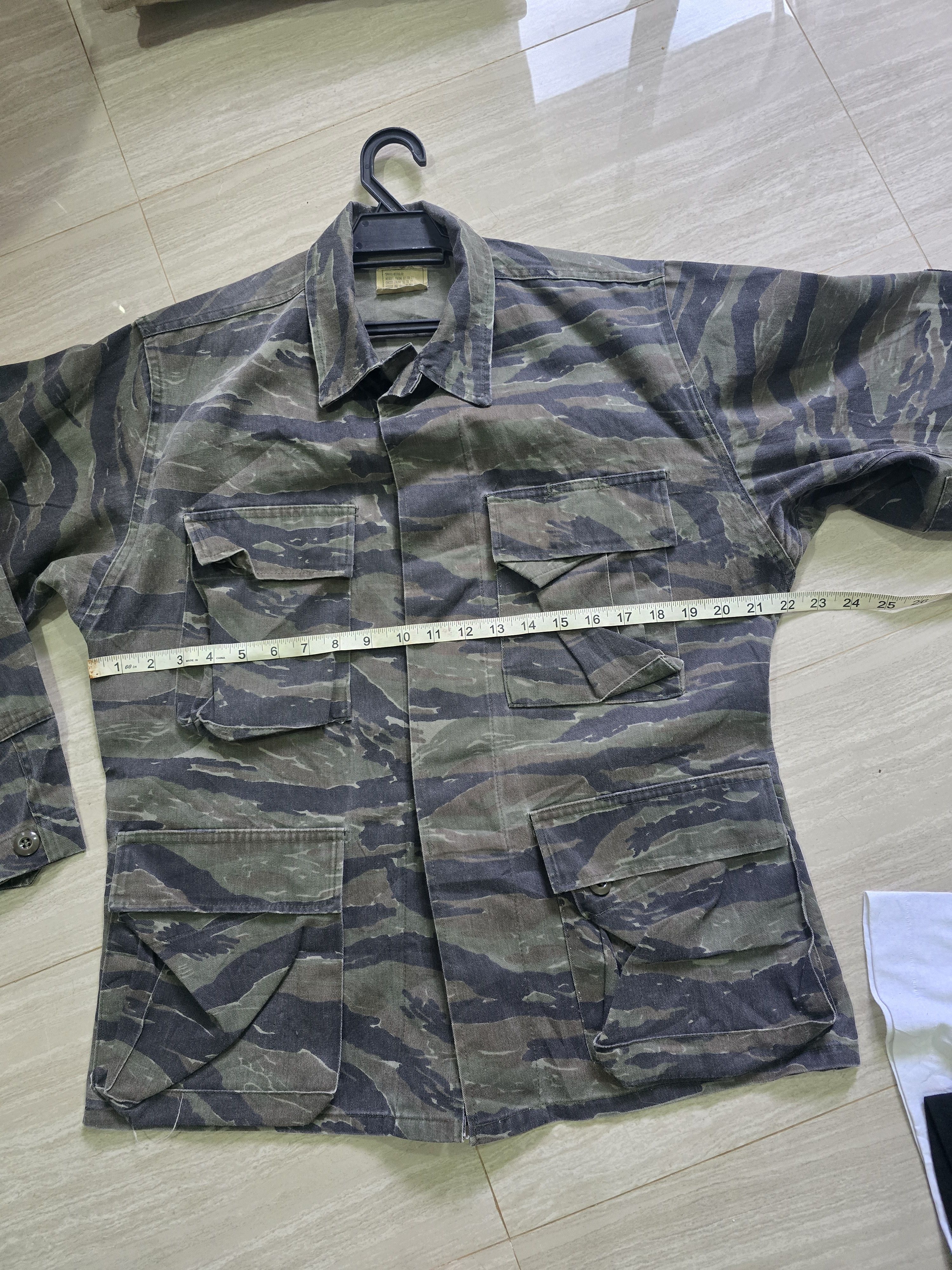 Vintage Vietnam Fatigue Tiger Stripe Camouflage Combat jacket S Size US S / EU 44-46 / 1 - 3 Thumbnail