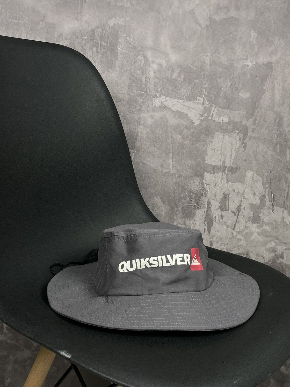 Japanese Brand × Quiksilver × Vintage Vintage Y2K Quiksilver Nylon Bucket hat streetwar big logo Size ONE SIZE - 1 Thumbnail