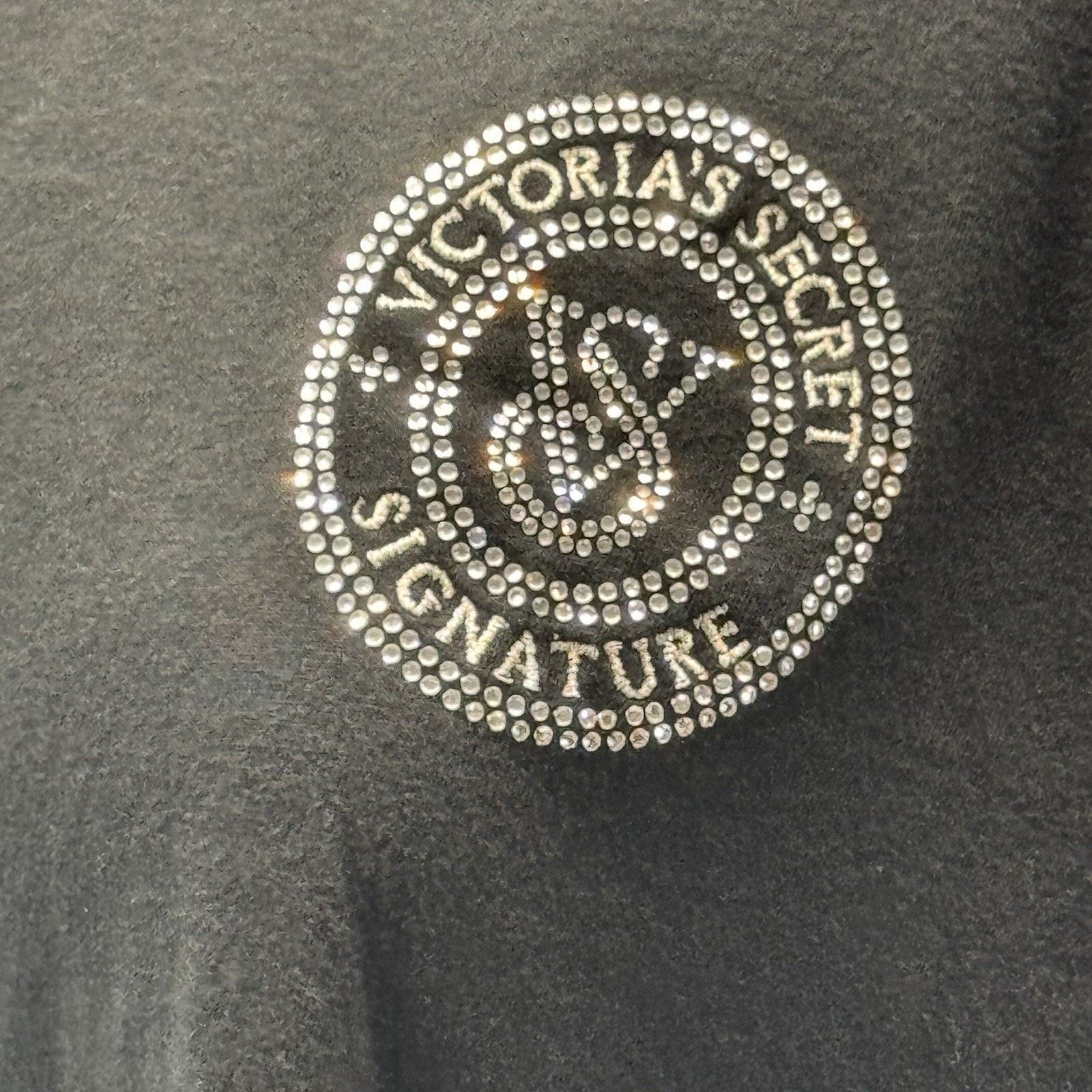 Victoria's Secret Victoria’s Secret Black Bling Logo Shirt Women’s Size L Size L / US 10 / IT 46 - 4 Thumbnail