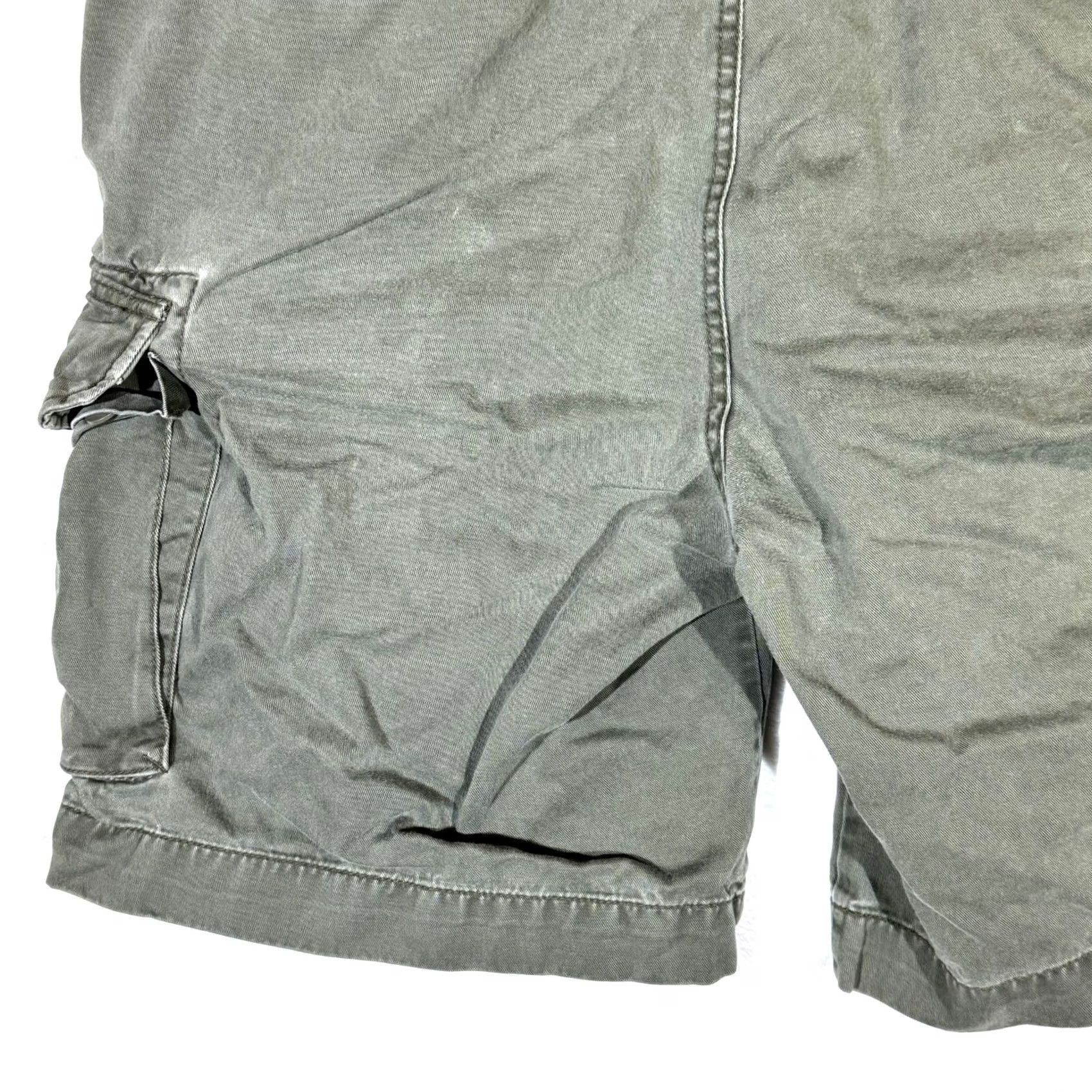Vintage Bass Cargo Shorts 40 Green Cotton Utility Multi-Pocket High-Rise Zip Fly Men’s Size US 40 / EU 56 - 7 Thumbnail