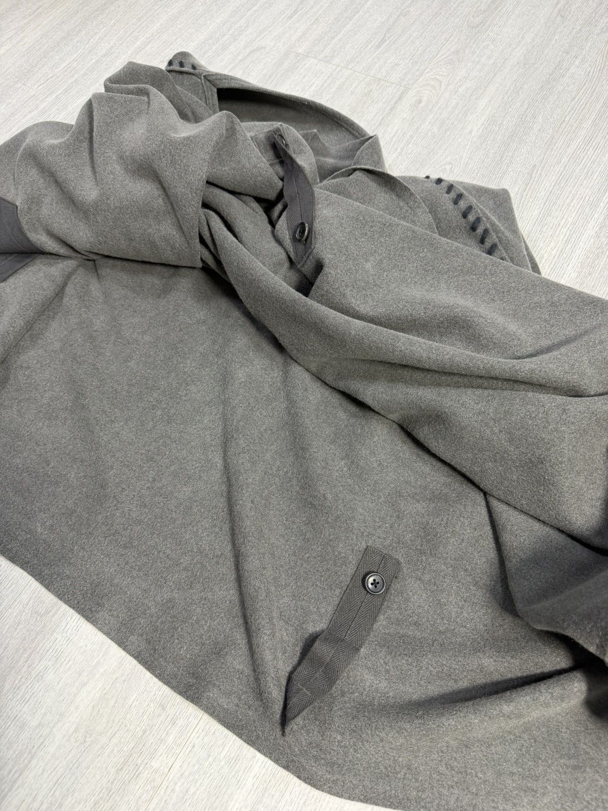 Issey Miyake Issey Miyake Asymmetric Wool Knit Poncho Sweater Avant-Garde Size ONE SIZE - 8 Thumbnail