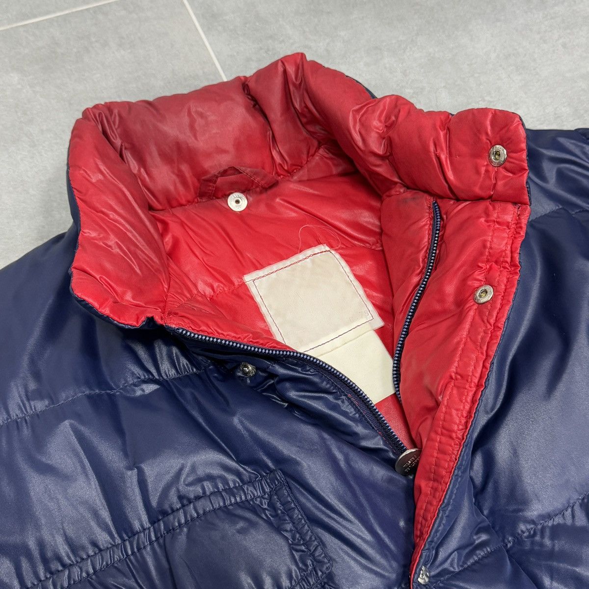 Moncler × Vintage Vintage Moncler Grenoble Puffer Down Jacket Size M Size US M / EU 48-50 / 2 - 13 Thumbnail