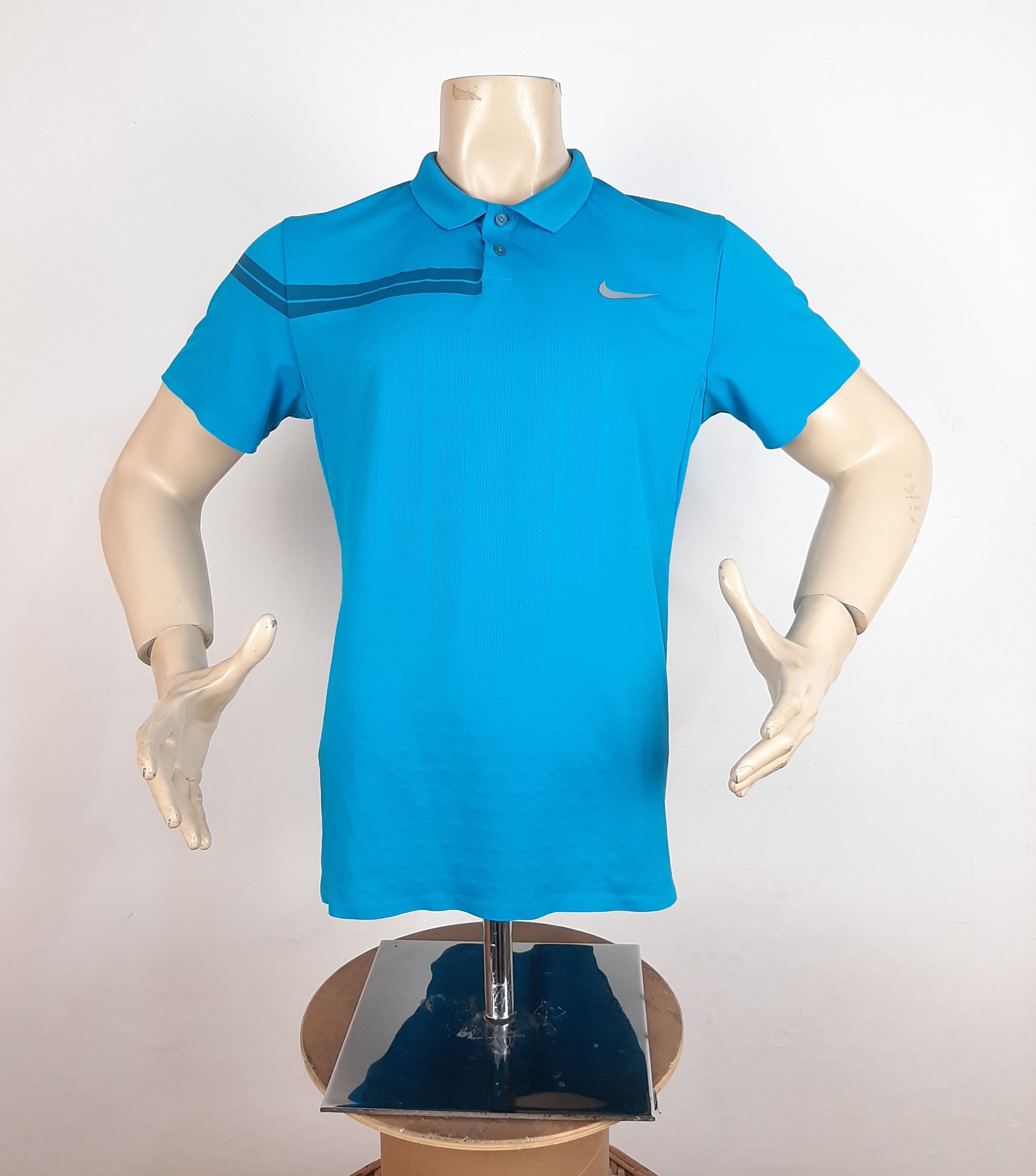 Nike Nike Roger Federer RF 2018 Stuttgart Winner Jersey Shirt L Size US L / EU 52-54 / 3 - 3 Thumbnail
