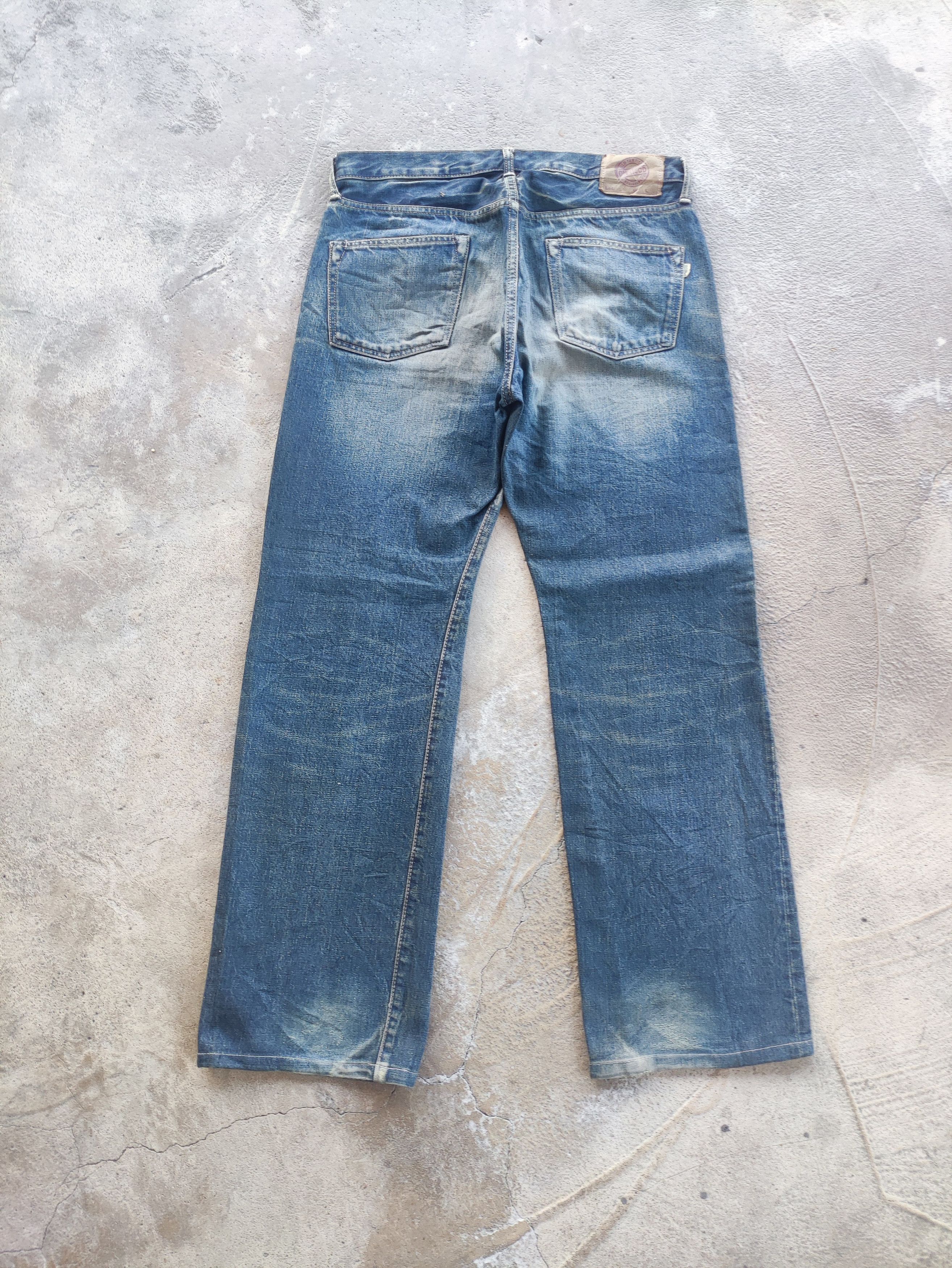 Japanese Brand Vintage Japanese Baggy Button Denim Distress Faded Jean Size US 34 / EU 50 - 8 Thumbnail