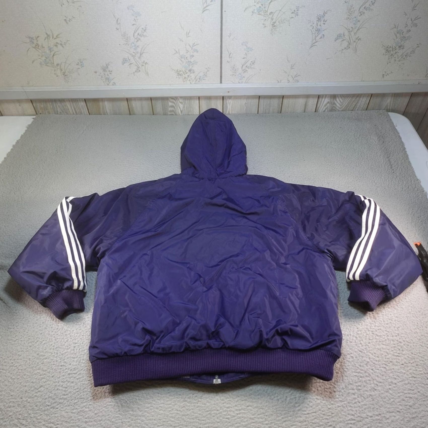 Adidas VINTAGE Adidas Jacket Mens XL Purple Gray Reversible Y2K Track Bomber Fleece Size US XL / EU 56 / 4 - 4 Thumbnail
