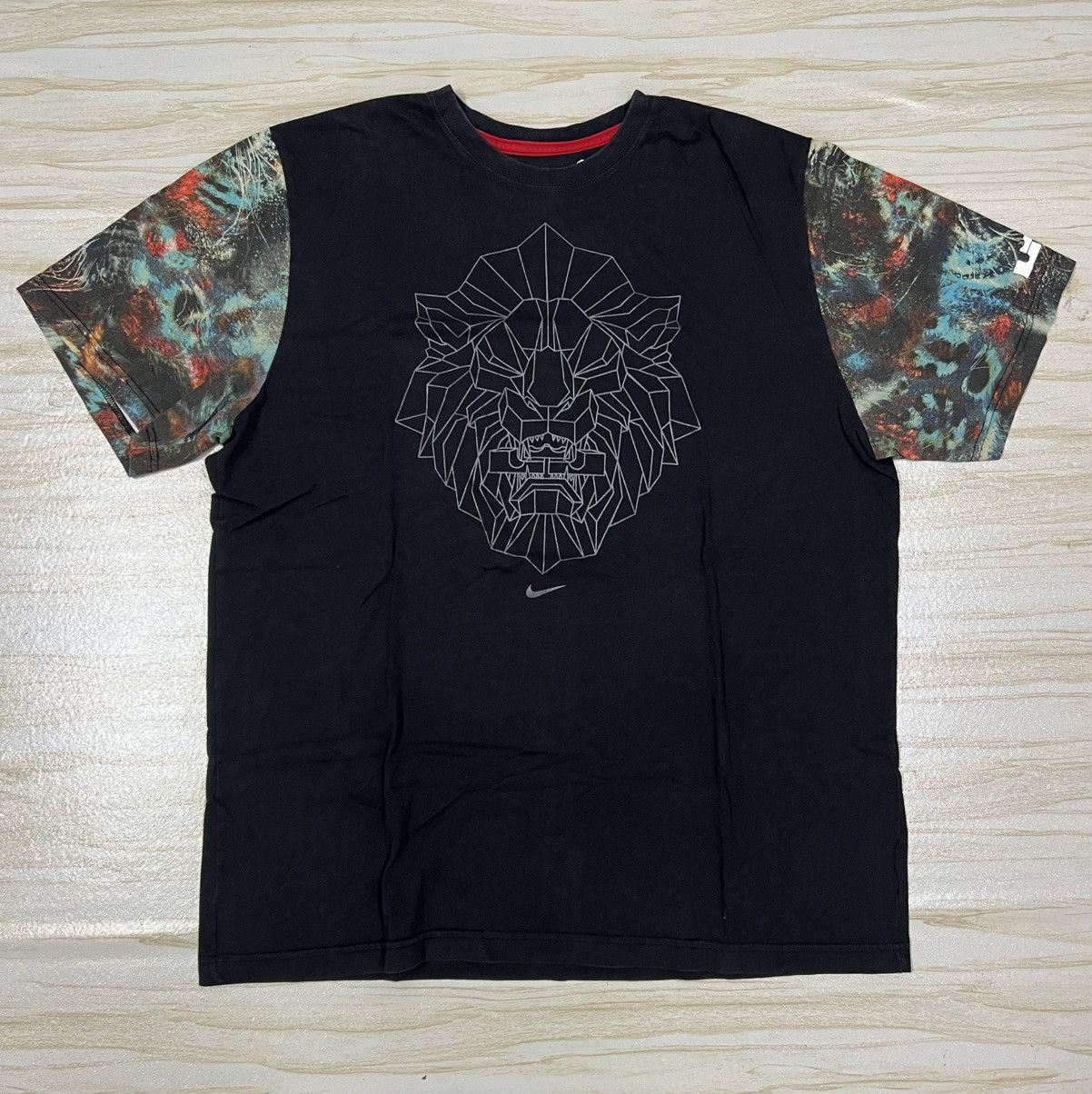 Nike Lebron James Nike T-shirt Size US XL / EU 56 / 4 - 1 Thumbnail