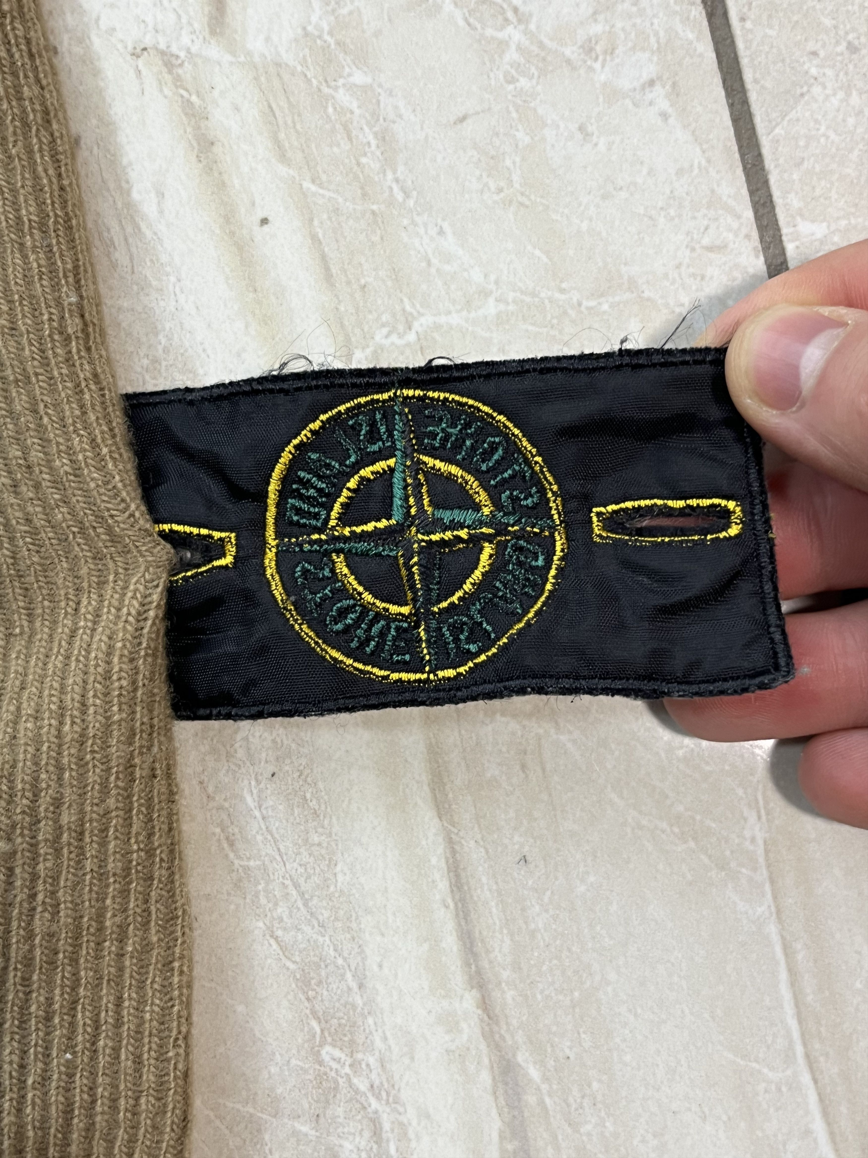 Stone Island Vintage Sweater Stone Island Very Rare MADE IN ITALY Size XL Size US XL / EU 56 / 4 - 9 Thumbnail