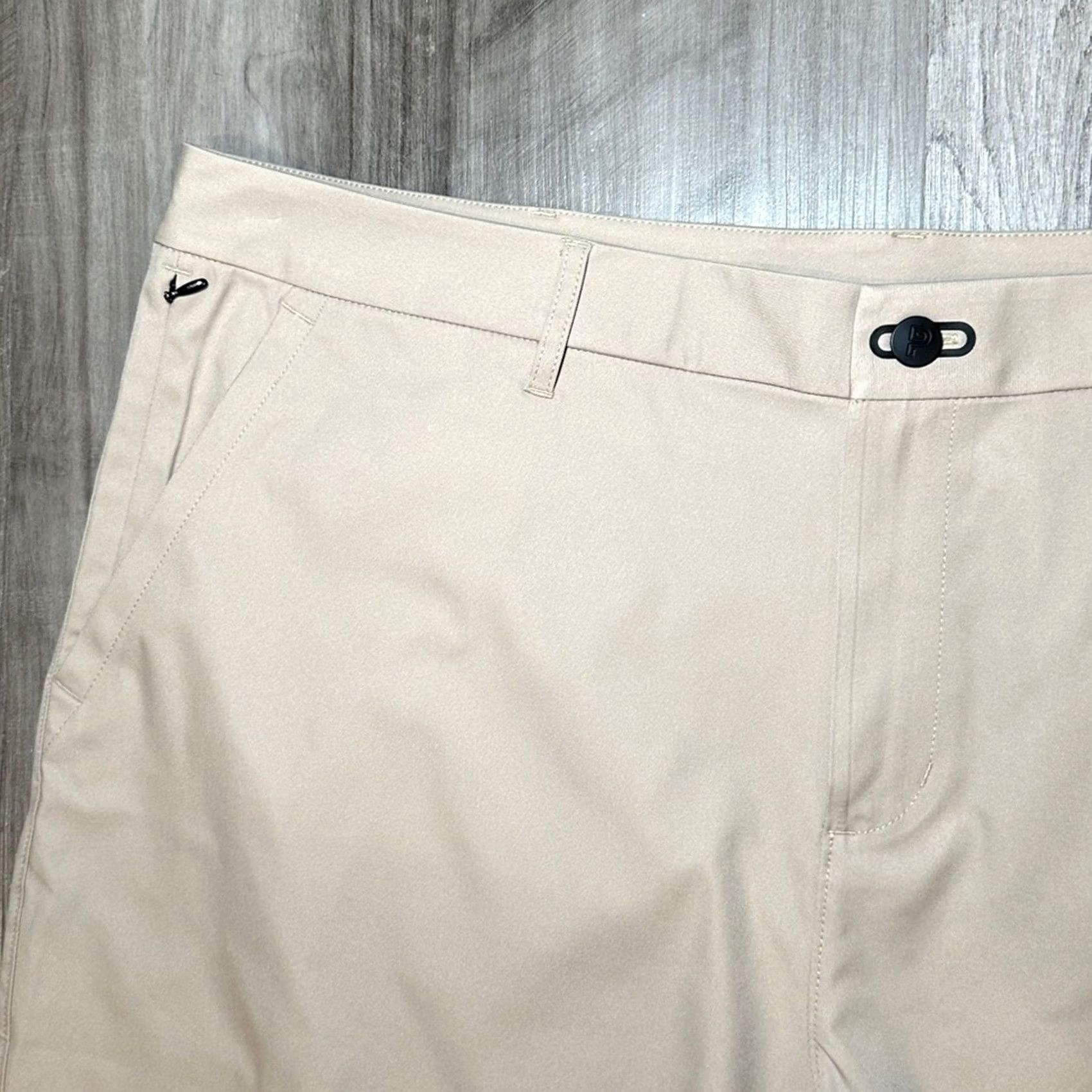 Vintage Public Rec Sand Dealmaker Performance Shorts - 42 Men Chino Regular Polyester 8in Inseam Tan NWT Size US 42 / EU 58 - 4 Thumbnail