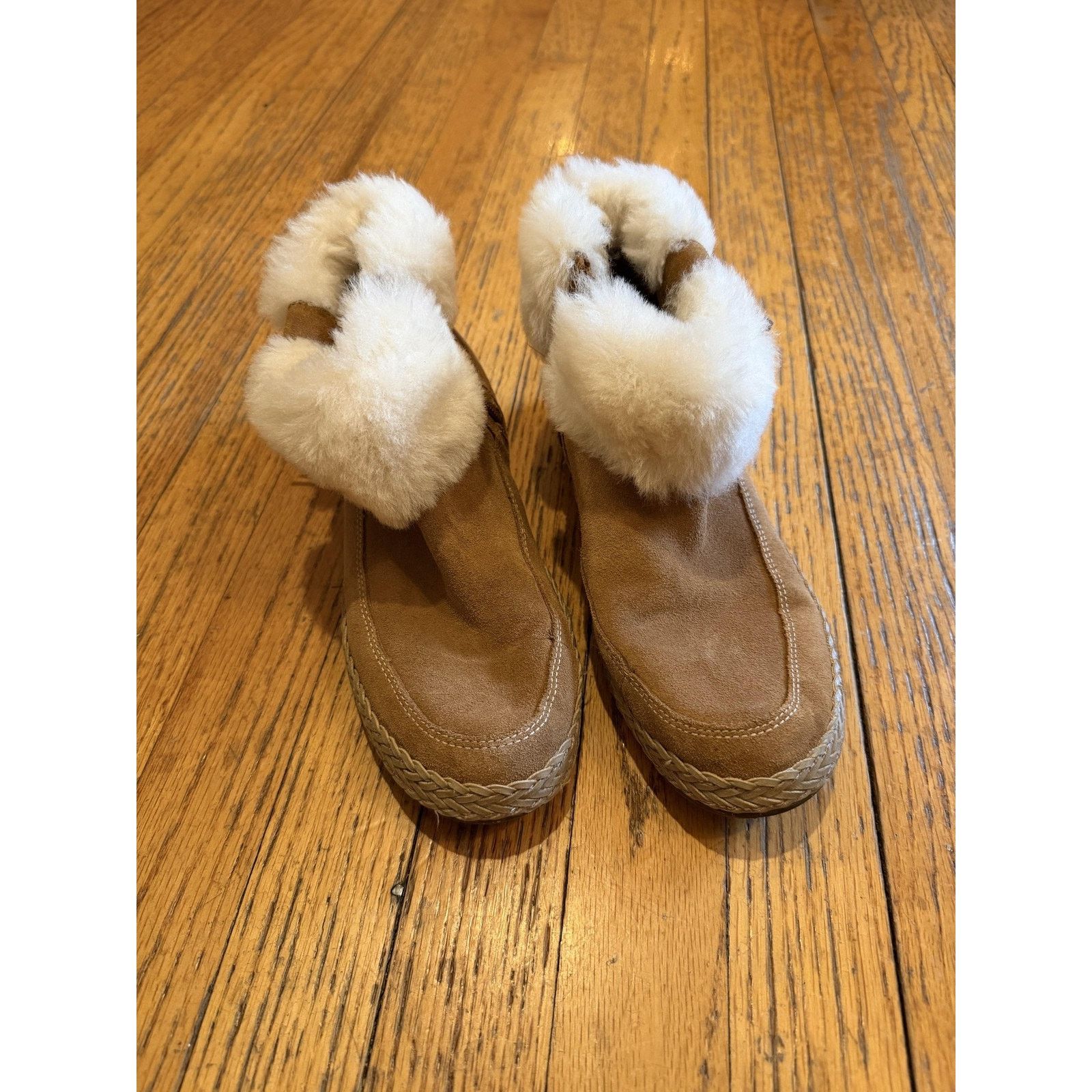 Ugg UGG Elowen Womens Boots 9 Brn Suede Shearling Cuff Zip Ankle Size US 9 / IT 39 - 1 Thumbnail