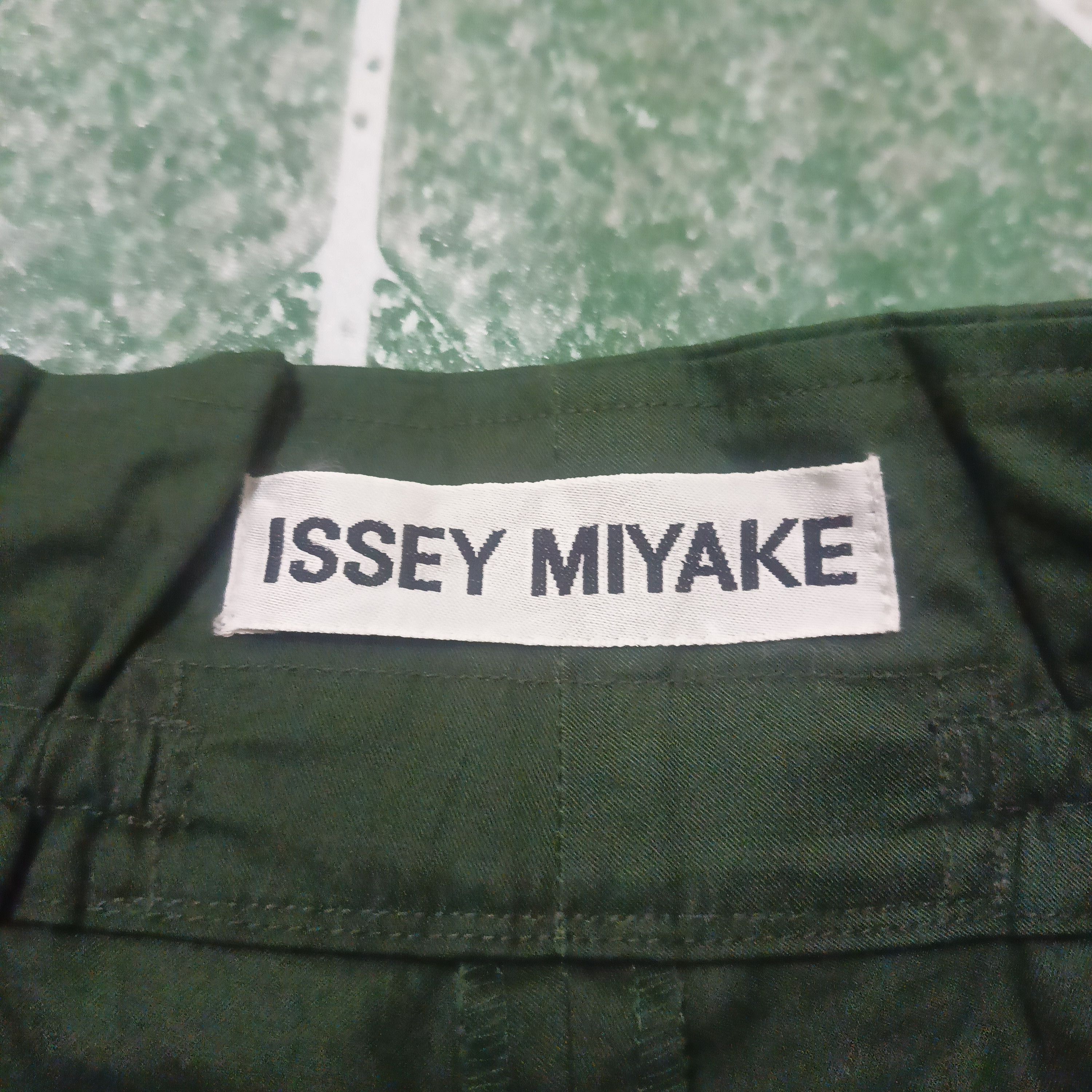 Issey Miyake × Japanese Brand Issey miyake short pants Size US 28 / EU 44 - 7 Thumbnail