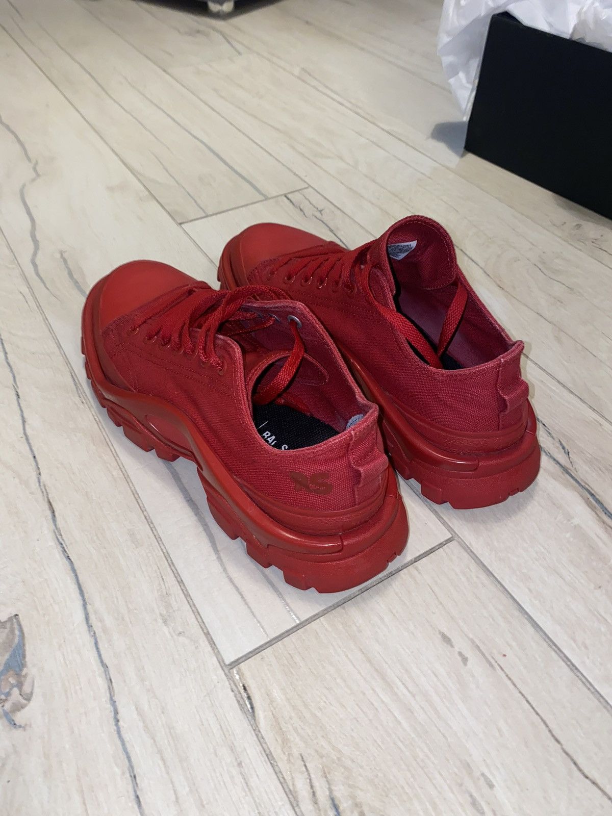 Raf Simons Raf Simons Red Detroit Runner Low-Top Sneakers Size US 8 / EU 41 - 6 Thumbnail
