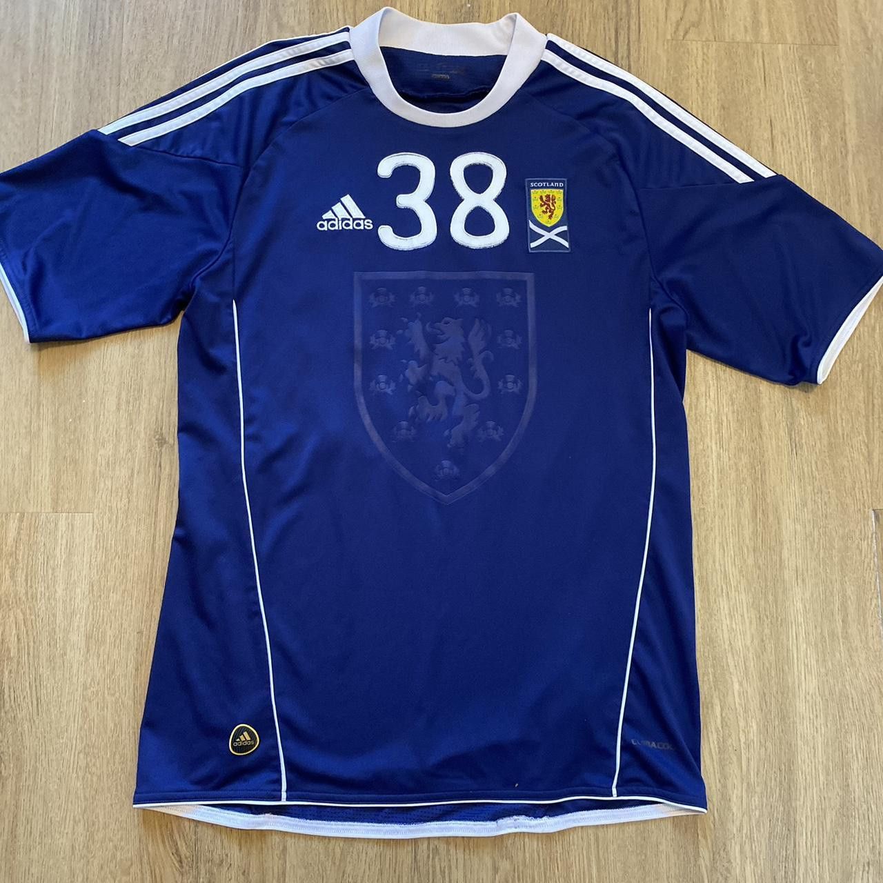 Adidas 2010-11 Scotland *38 McCann Home Football Shirt Adidas Size US M / EU 48-50 / 2 - 2 Thumbnail