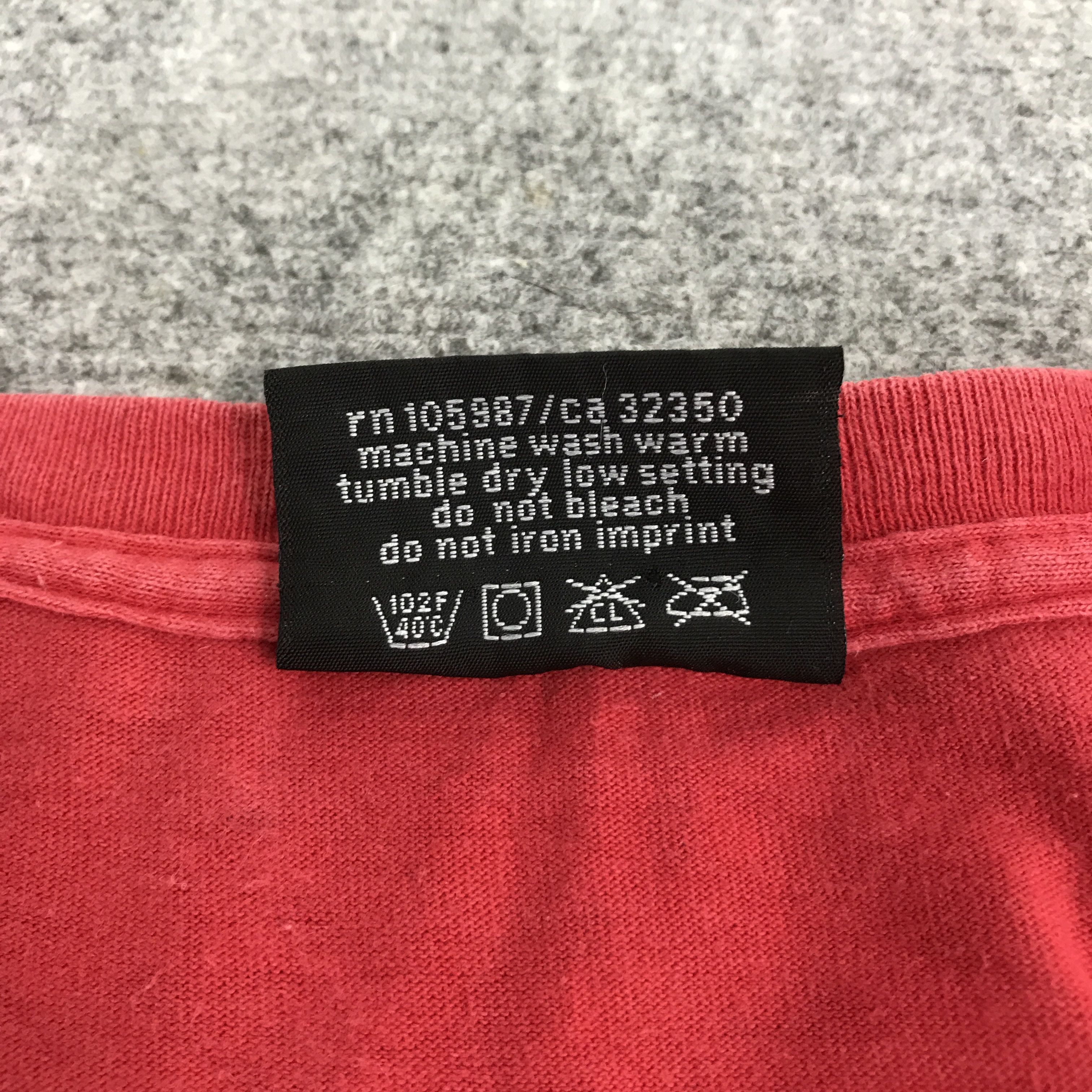 Quiksilver × Vintage y2k Quiksilver central logo tshirts Size US L / EU 52-54 / 3 - 11 Thumbnail