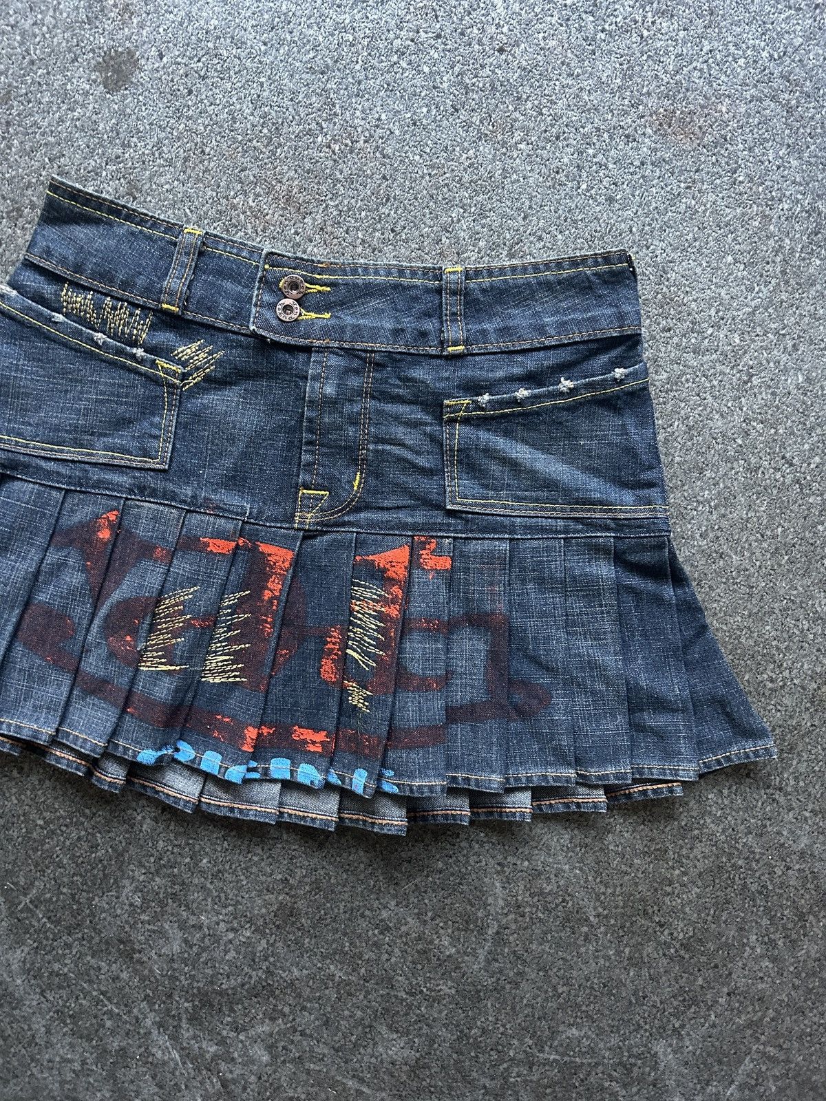 Vintage × Von Dutch Vintage Von Dutch Pleated Mini Skirt Size 26" / US 2 / IT 38 - 2 Thumbnail
