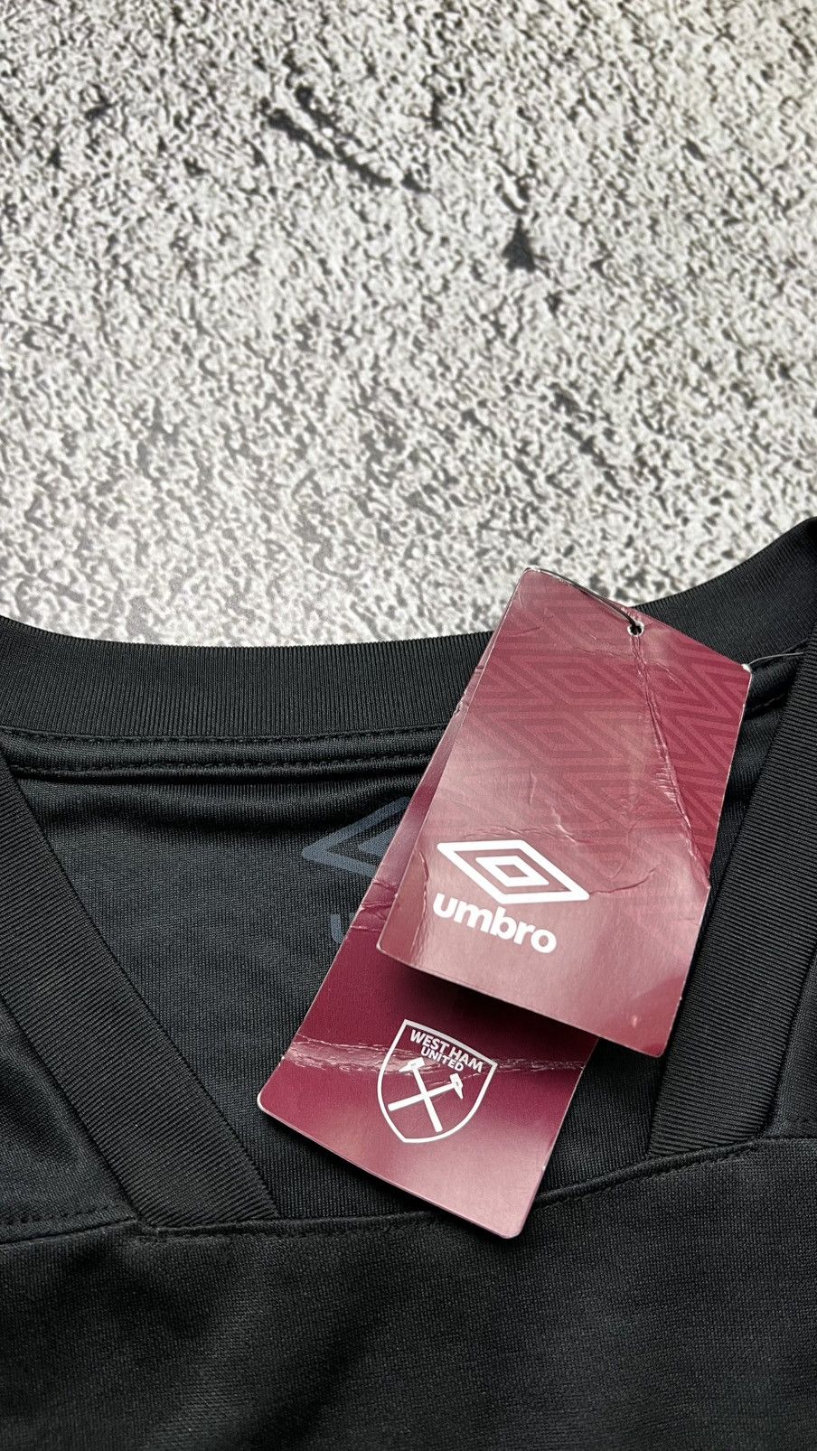 Umbro 2020-2021 West Ham United 125 years anniversary umbro jersey Size US M / EU 48-50 / 2 - 4 Thumbnail