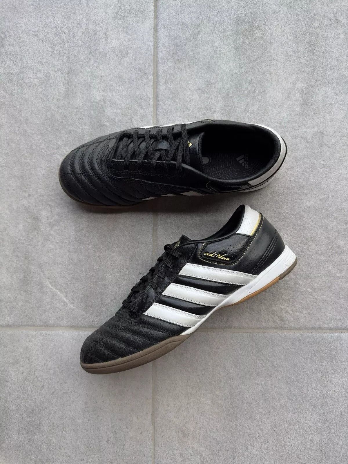 Adidas AdiNova 2009 Black Leather Indoor Soccer Shoes Mens