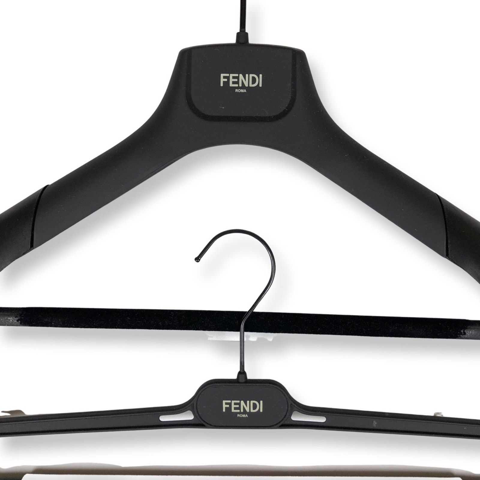 Fendi Fendi Logo Plastic Hangers Size ONE SIZE - 2 Thumbnail