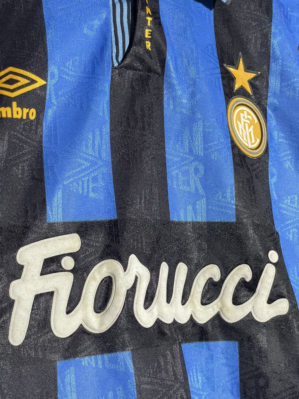 Umbro × Vintage Inter Milan Umbro 1992/94 Vintage Y2k Football Shirt Size US L / EU 52-54 / 3 - 6 Thumbnail