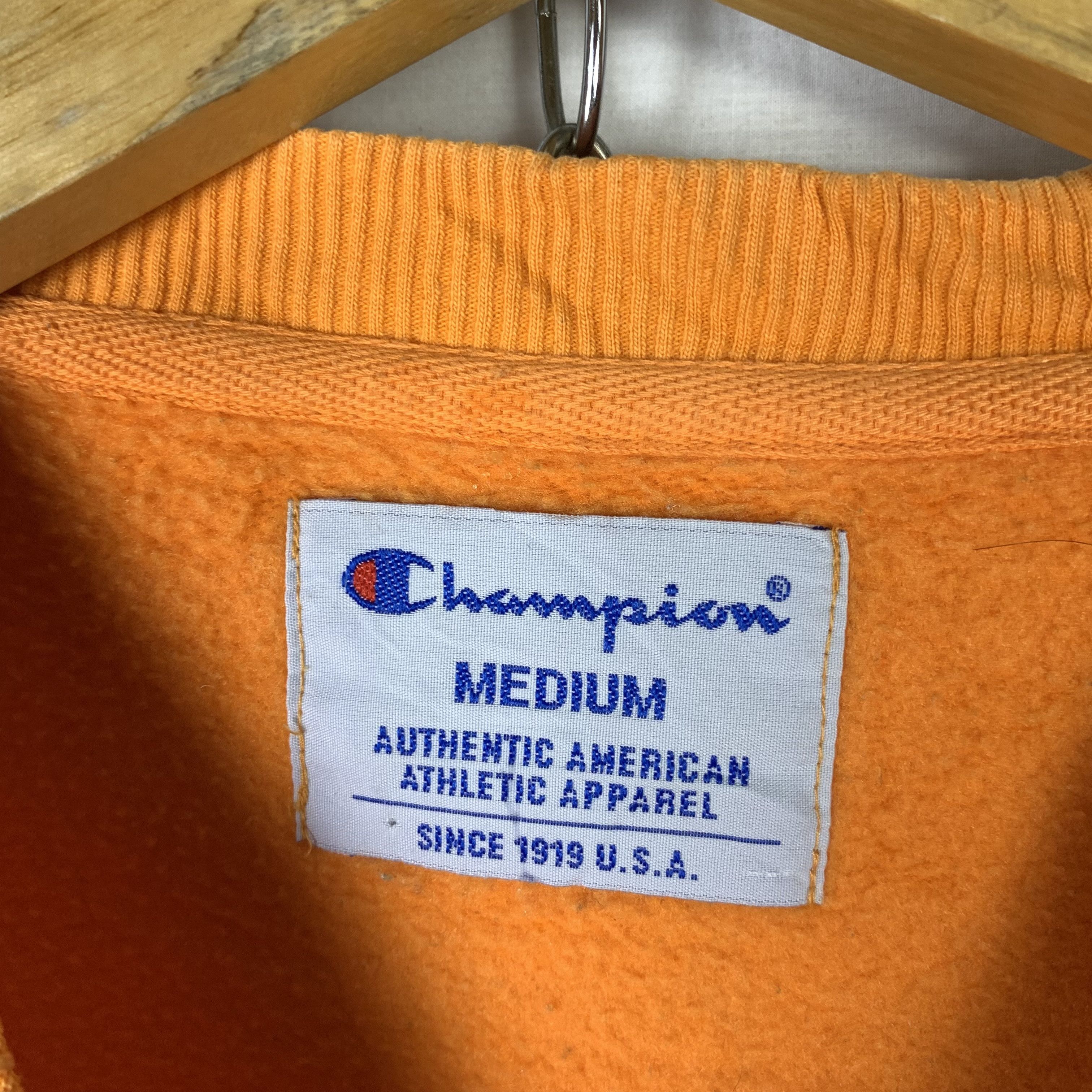 Champion Vintage Champion Sweatshirt Crewneck Size US M / EU 48-50 / 2 - 4 Thumbnail