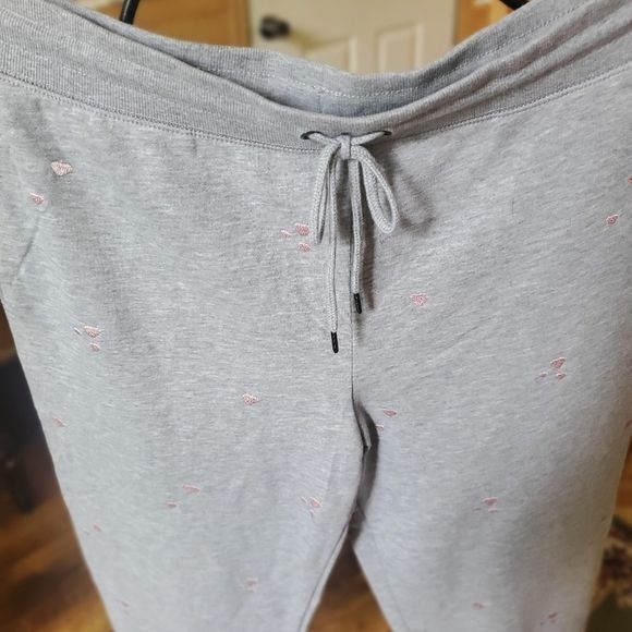 Vintage Honey Dew Grey with Lt Pink Embroidered Hearts Cinched Joggi Size 34" / US 12 / IT 48 - 2 Thumbnail