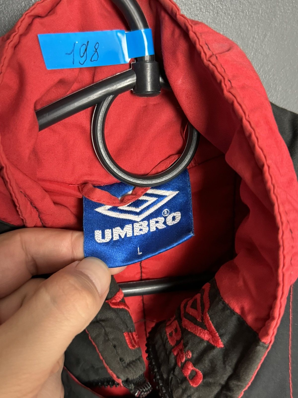 Umbro Vintage Manchester United Sharp Training Football Jacket Size US L / EU 52-54 / 3 - 19 Thumbnail