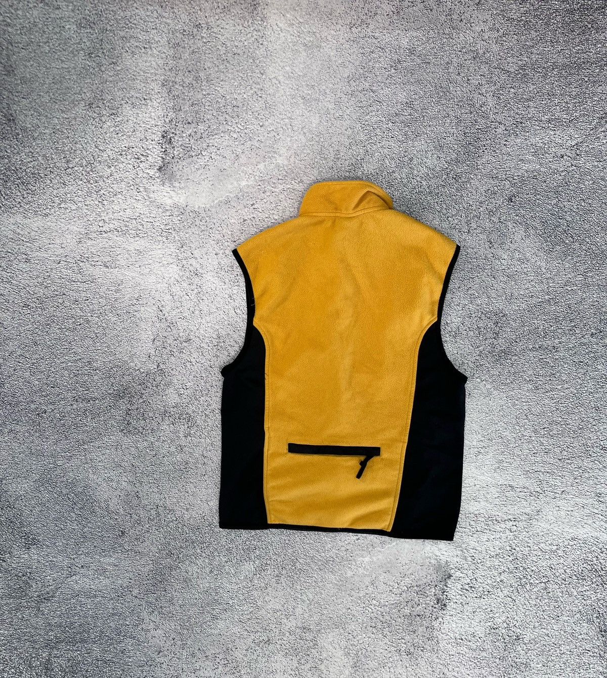 Nike × Vintage Nike Women Vest Fleece Vintage Yellow Swoosh Logo Size M Size M / US 6-8 / IT 42-44 - 2 Thumbnail