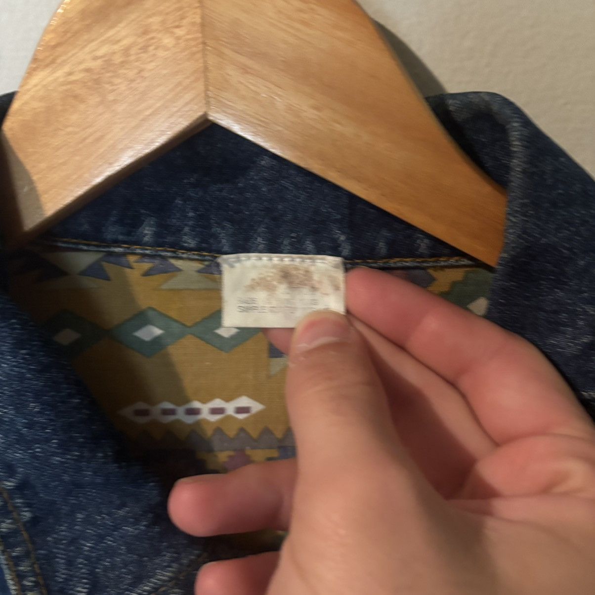 Vintage Vintage 1990s Praco Jeans Aztec Style Denim Jacket Navy Size US M / EU 48-50 / 2 - 2 Thumbnail