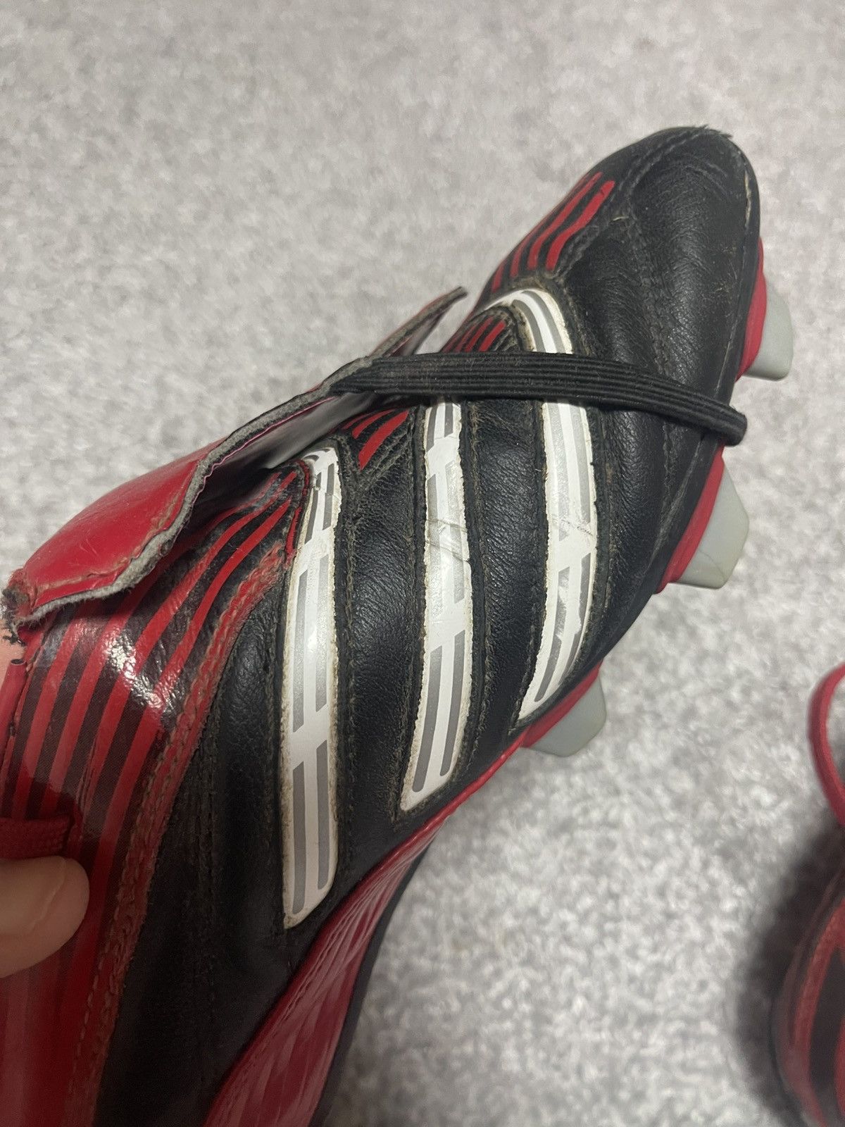 Adidas Adidas Predator 2005 Vintage Traxion Soccer Shoes size 41 Size US 8 / EU 41 - 11 Thumbnail