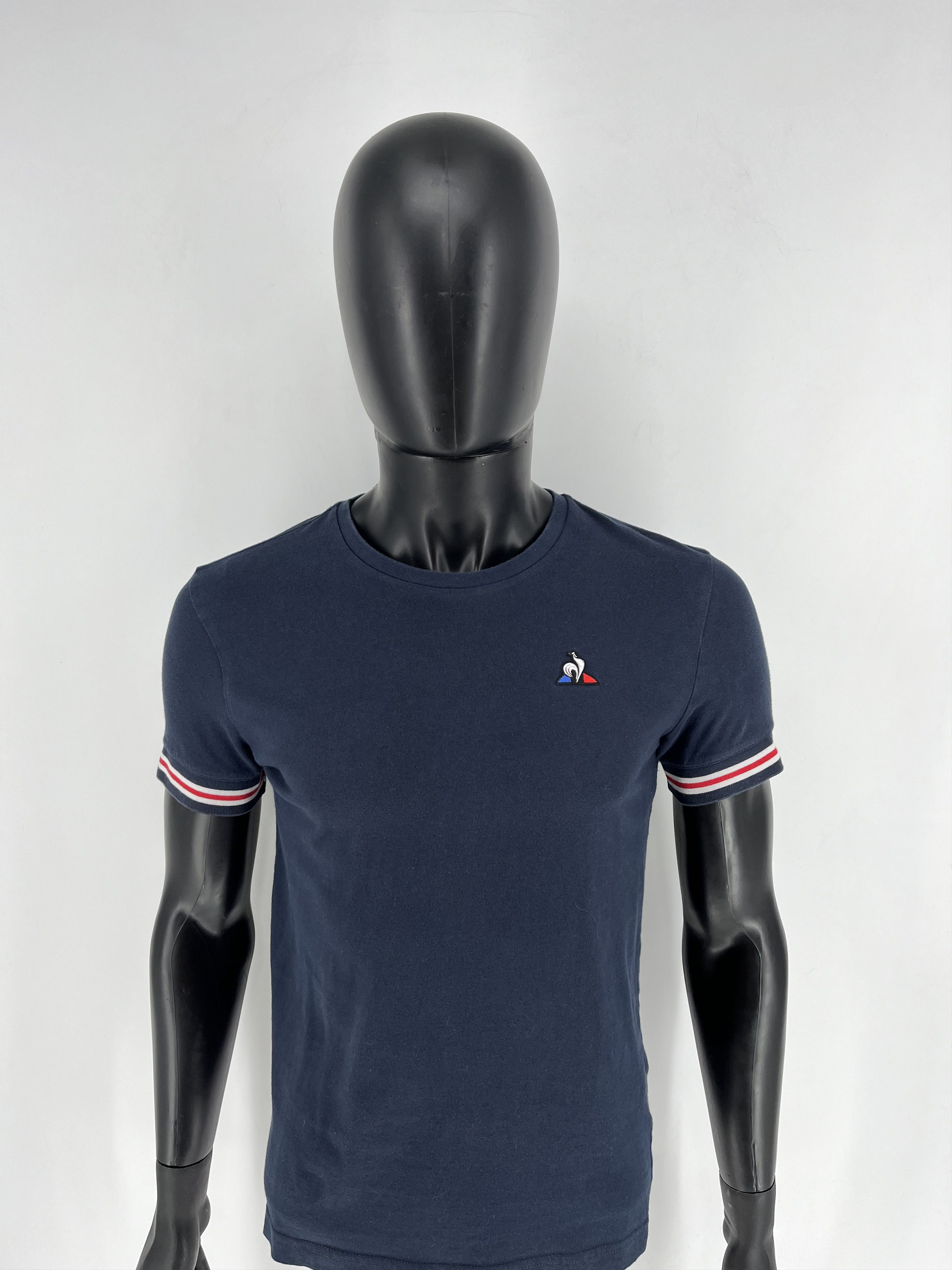 Le Coq Sportif × Vintage Vintage Y2K Le Coq Sportif Mini Logo T Shirt Size US S / EU 44-46 / 1 - 5 Thumbnail