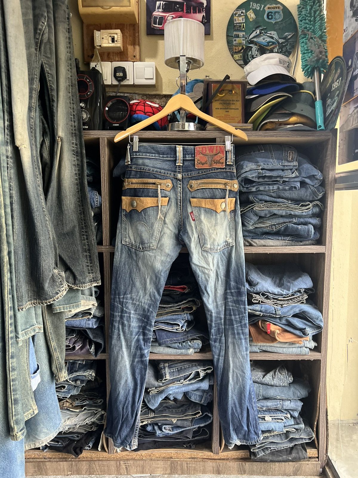 Edwin 🔥Rare Edwin Exclusive Vintage Distressed Denim Size US 29 - 2 Thumbnail