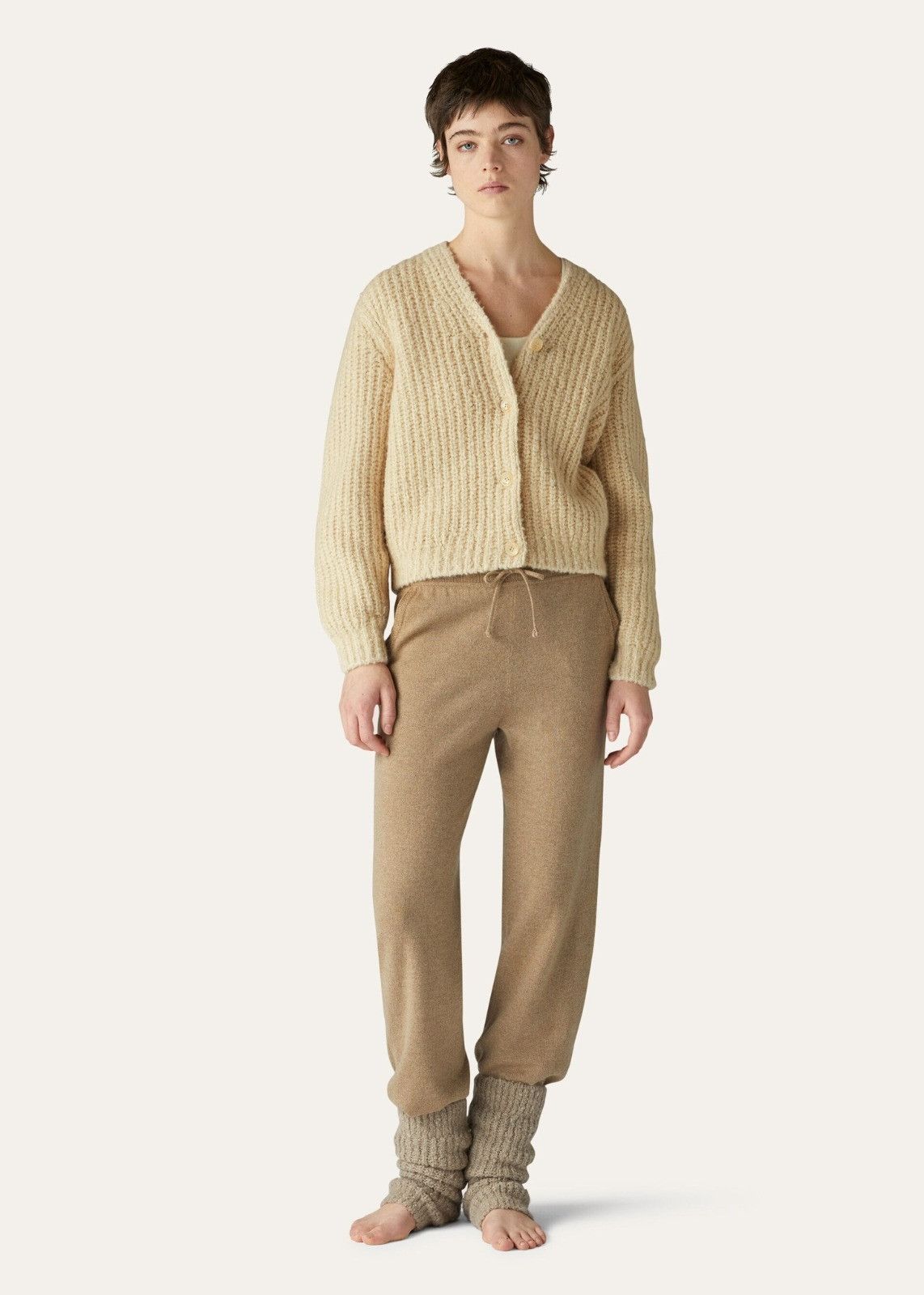 Loro Piana o1srvl11e1125 FAN3441 Cocooning Cardigan in Beige Size S / US 4 / IT 40 - 1 Thumbnail