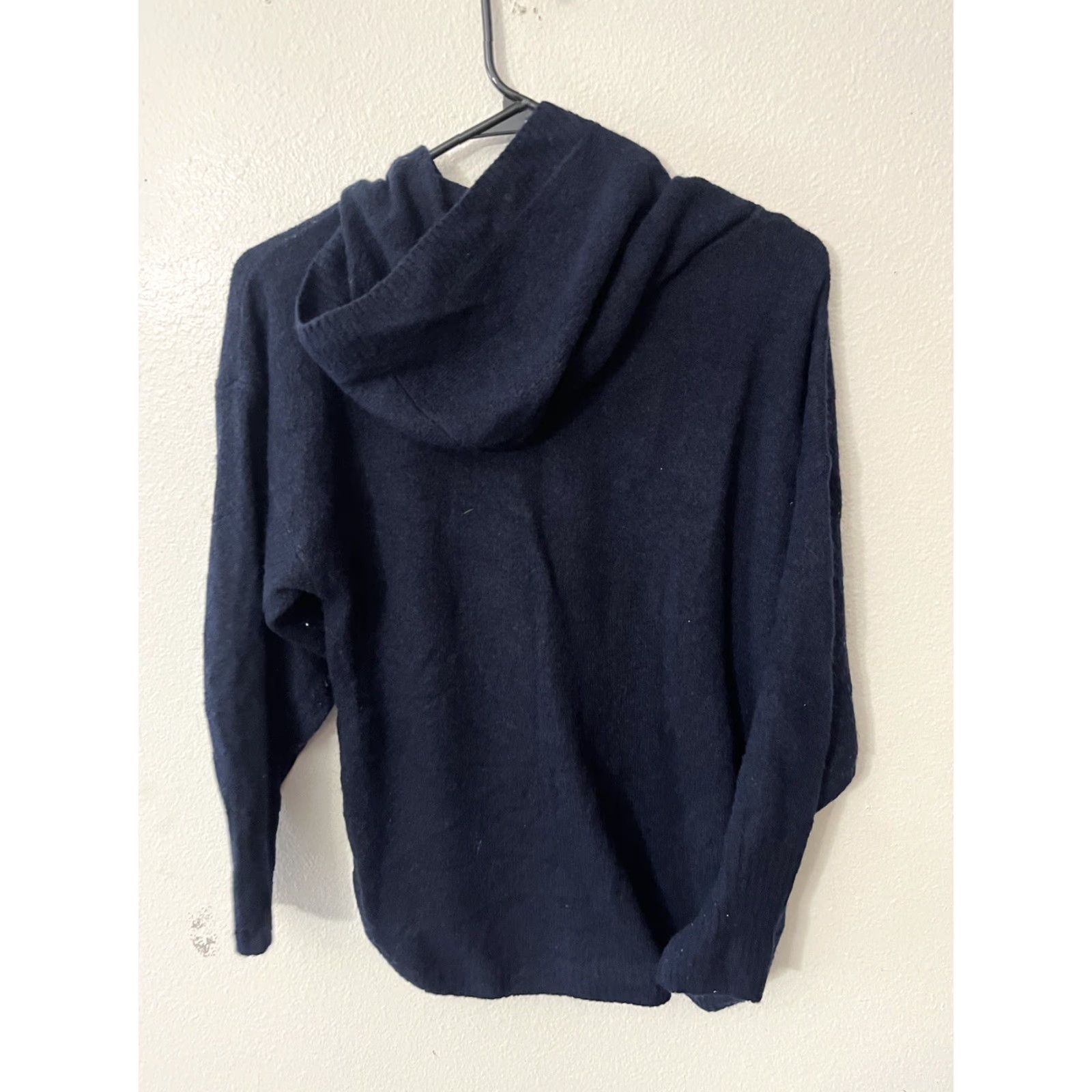 Gap VINTAGE Gap Womens Sweater Hoodie Pullover Knit Medium Petite Navy Blue Acrylic Mix MP Size M / US 6-8 / IT 42-44 - 3 Thumbnail