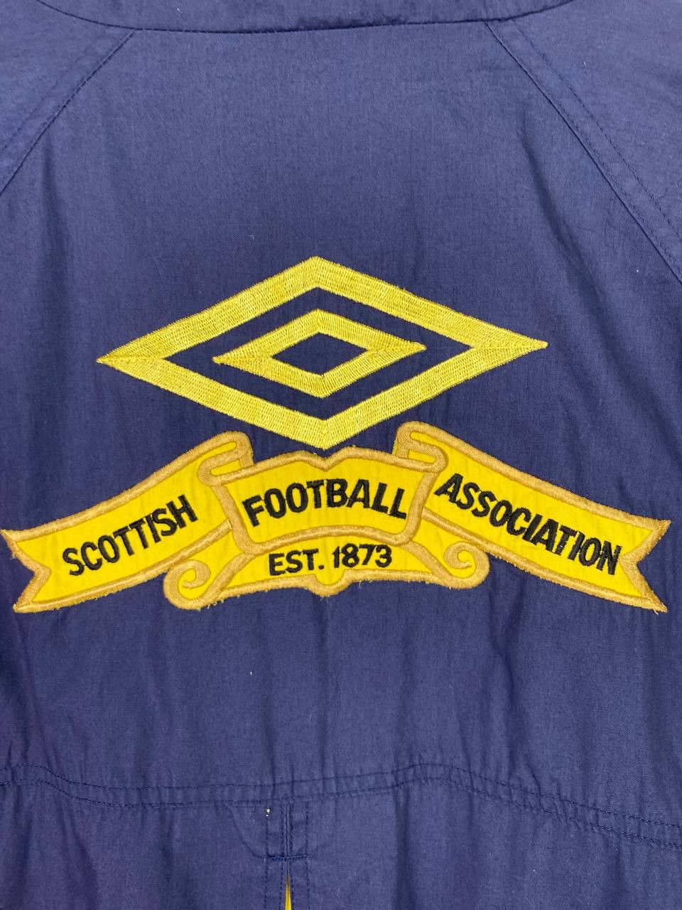 Vintage vintage umbro scottish football association light jacket Size US XXL / EU 58 / 5 - 16 Thumbnail
