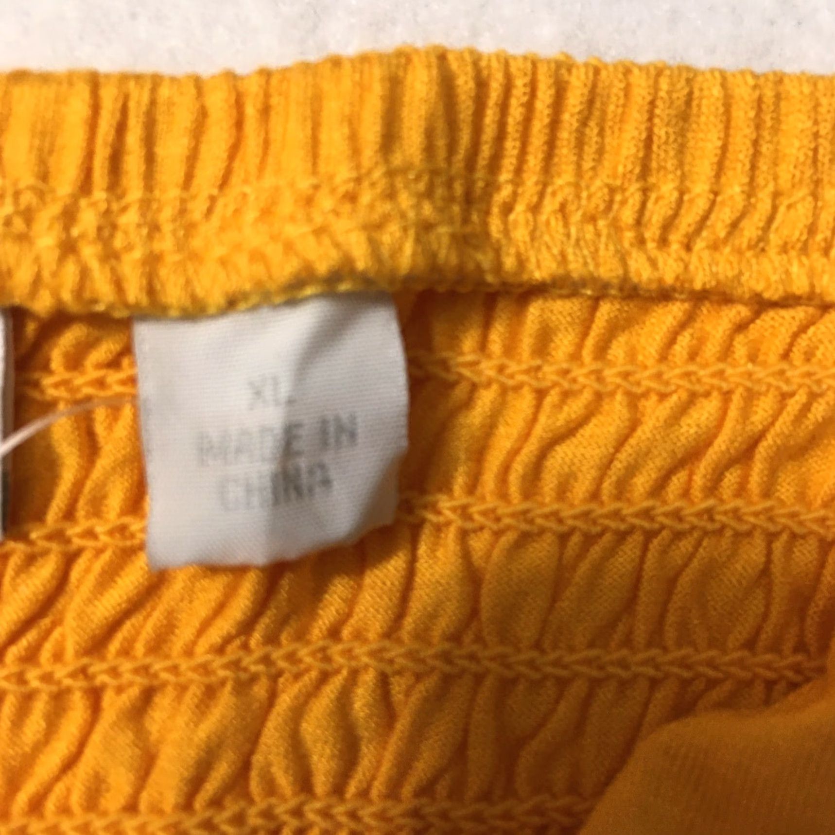 Vintage NWT New York & Company NWT NY&C Dress Maxi V-Neck Short Sleeve Pullover Gold Yellow Women XL Adult Dress Maxi V-Neck Solid Pattern Size XL / US 12-14 / IT 48-50 - 5 Thumbnail