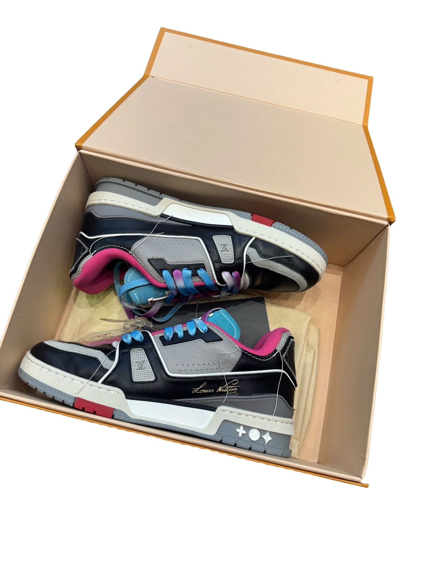 Louis Vuitton Louis Vuitton LV Trainer Sneakers Size 8 Size US 8 / EU 41 - 1 Thumbnail