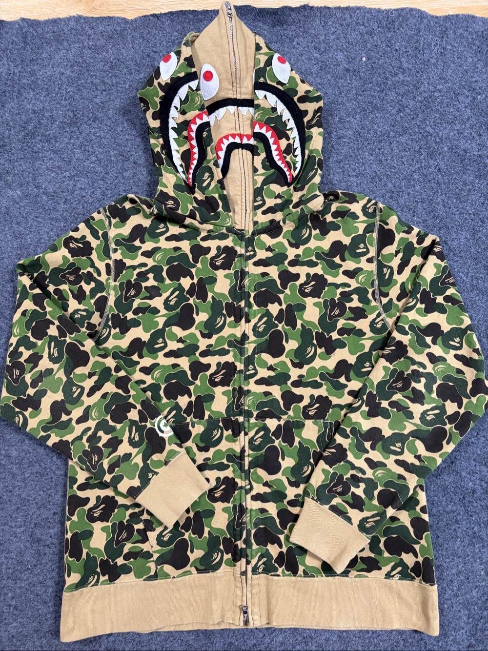 Bape A Bathing Ape Camo Shark Full Zip Hoodie Size XXL Size US XXL / EU 58 / 5 - 1 Thumbnail