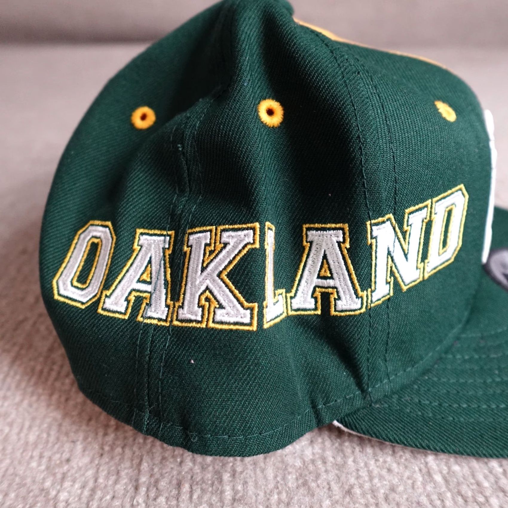 New Era New Era Oakland A's Hat Snapback Geometric Green Yellow 9Fifty Embroidered Adjustable Men Summer Spring Vintage: No Signed: No Size ONE SIZE - 4 Thumbnail