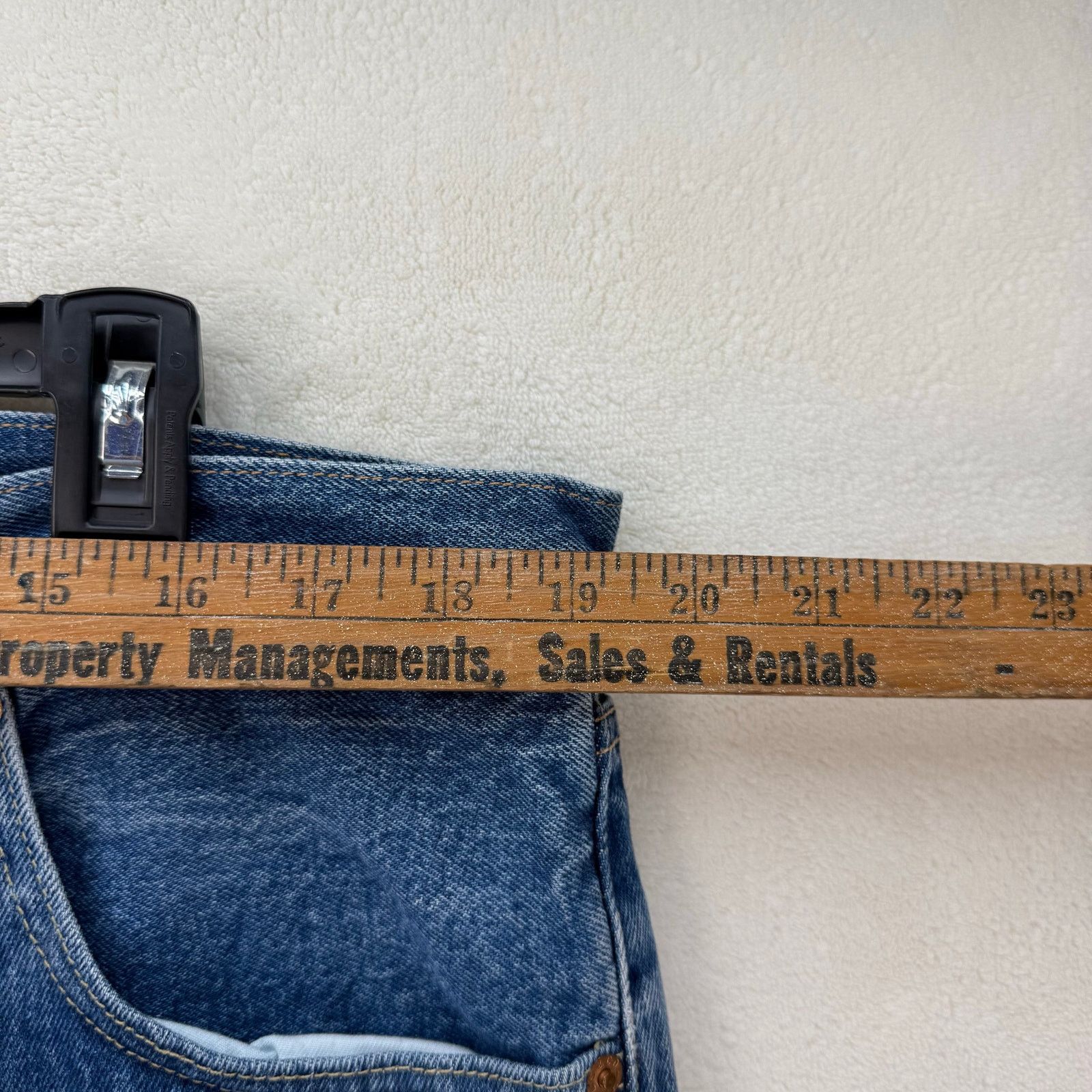 Levi's LEVI'S 501 '93 CROP BLEU EYES NIGHT MEN'S 38 MEDIUM WASH JEA Size US 38 / EU 54 - 4 Thumbnail